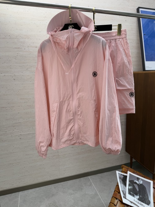 Conjunto Deportivo Ligero Lululemon para Verano con Protección Solar y Capucha Desmontable 1 Conjunto Deportivo Ligero Lululemon para Verano con Protección Solar y Capucha Desmontable