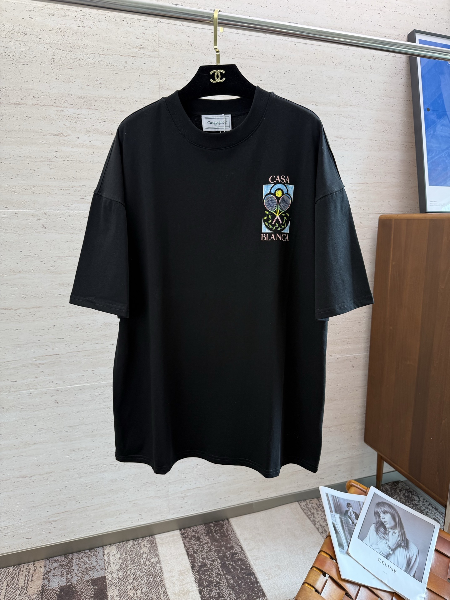 Casablanca-2025: New Sleeves for Comfortable, Practical T-Shirts with Strong Hang-Ups. - 图片 1