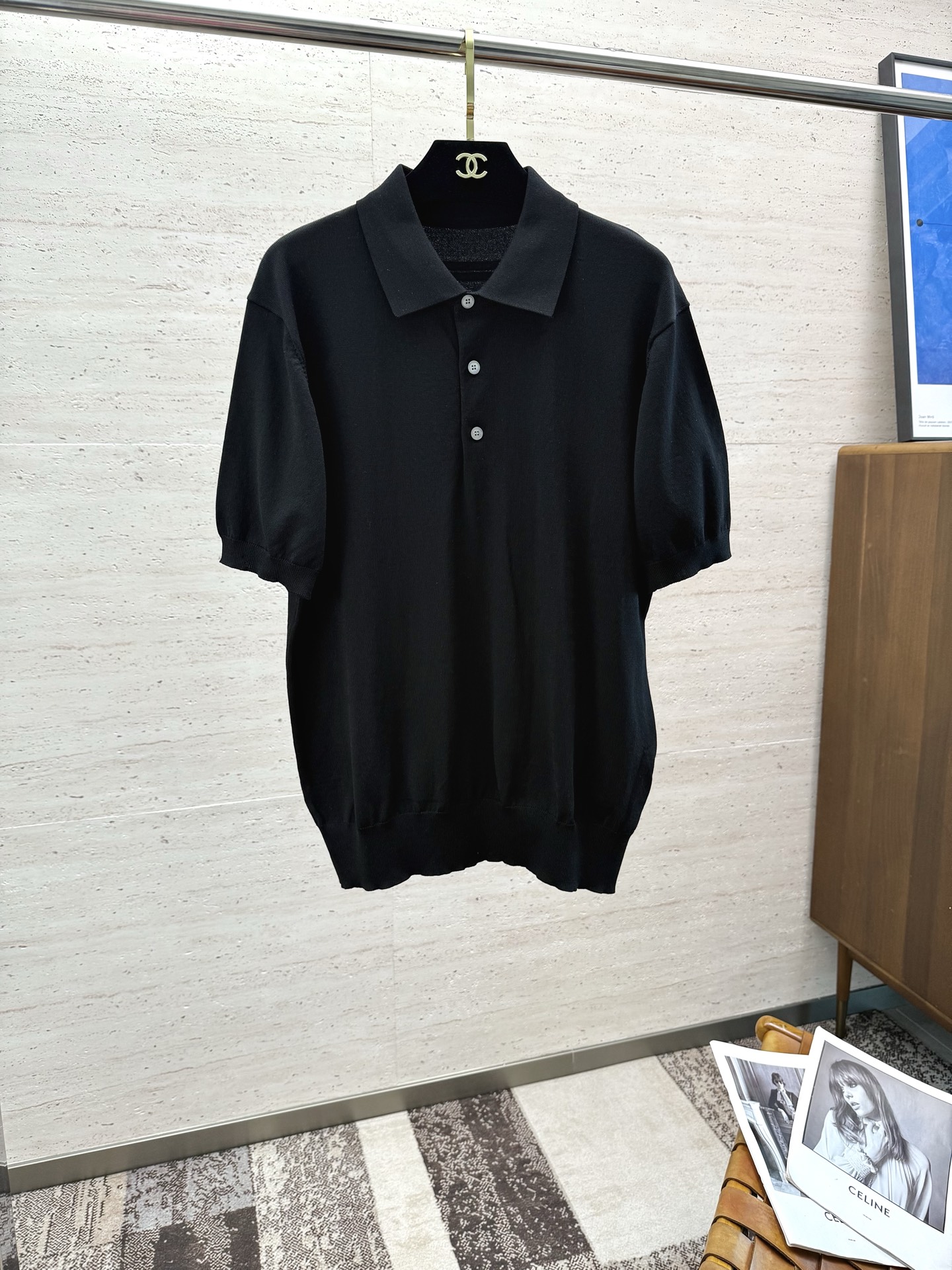 NO:422733,ZZ25S spring and summer new knitted casual lapel short-sleeved POLO is very light business casual overall!  !  Customer-supplied mercerized cotton, the upper body is light, comfortable and smooth, and it will definitely make you feel worthwhile!  !  !  Number of codes 48-56, T-shirt,alexander wang19860909ZZ25S春夏新款针织休闲翻领短袖POLO 整体非常的轻商务休闲！！客供丝光棉,上身轻盈舒适顺滑 到手绝对让你觉得物有所值的一件单品！！！ 码数48-56,,T-shirt,alexander wang,Men's clothing