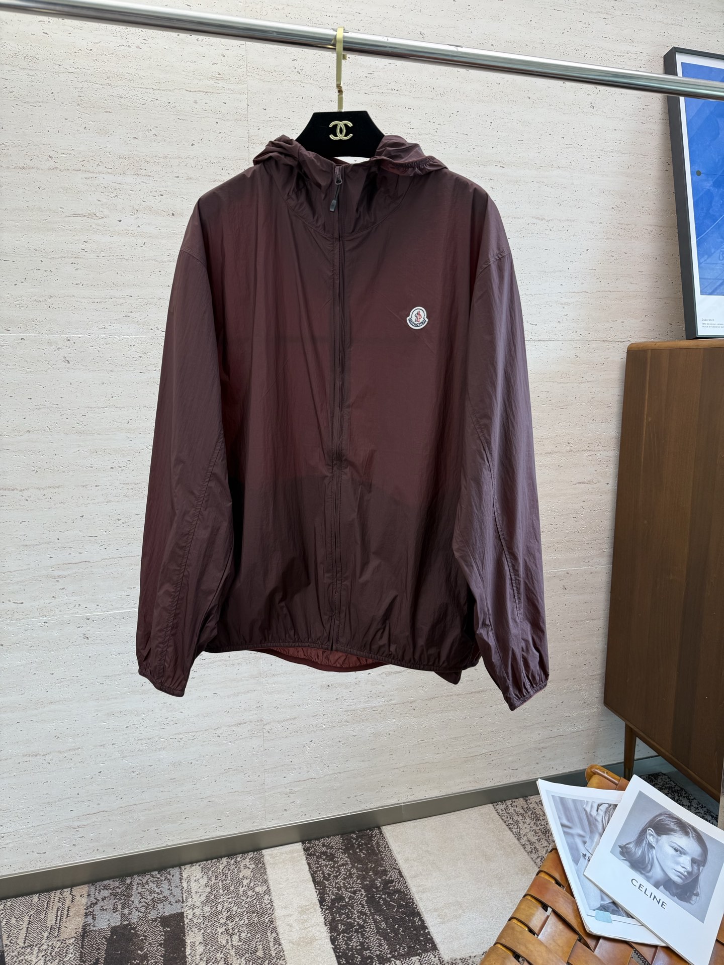 Chaqueta Ligera con Capucha Moncler para Hombre, Textura Cuadriculada, Protección Solar
