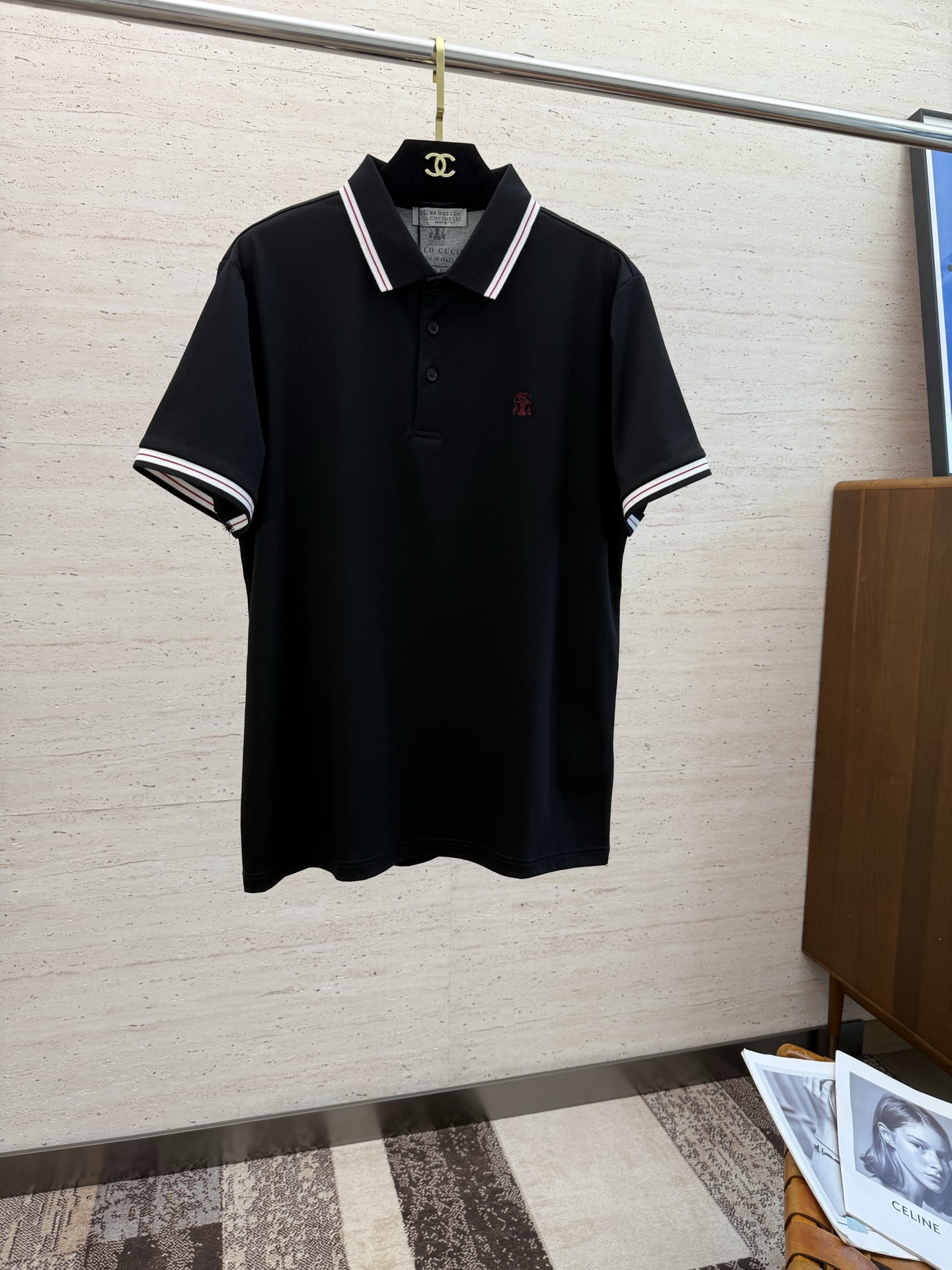 NO:450220,BC25S Spring and Summer Men's POLO Iconic LOGO logo on the chest. Overall, it is very light business and casual!  Pure cotton fabric, light, comfortable and smooth upper body, it is definitely a piece that makes you feel good for money!  !  !  Code number M-4XL, alexander wang19860909BC25S春夏男士POLO 胸前标志性LOGO徽标 整体非常的轻商务休闲！纯棉面料,上身轻盈舒适顺滑 到手绝对让你觉得物有所值的一件单品！！！ 码数M-4XL,,alexander wang,Men's clothing