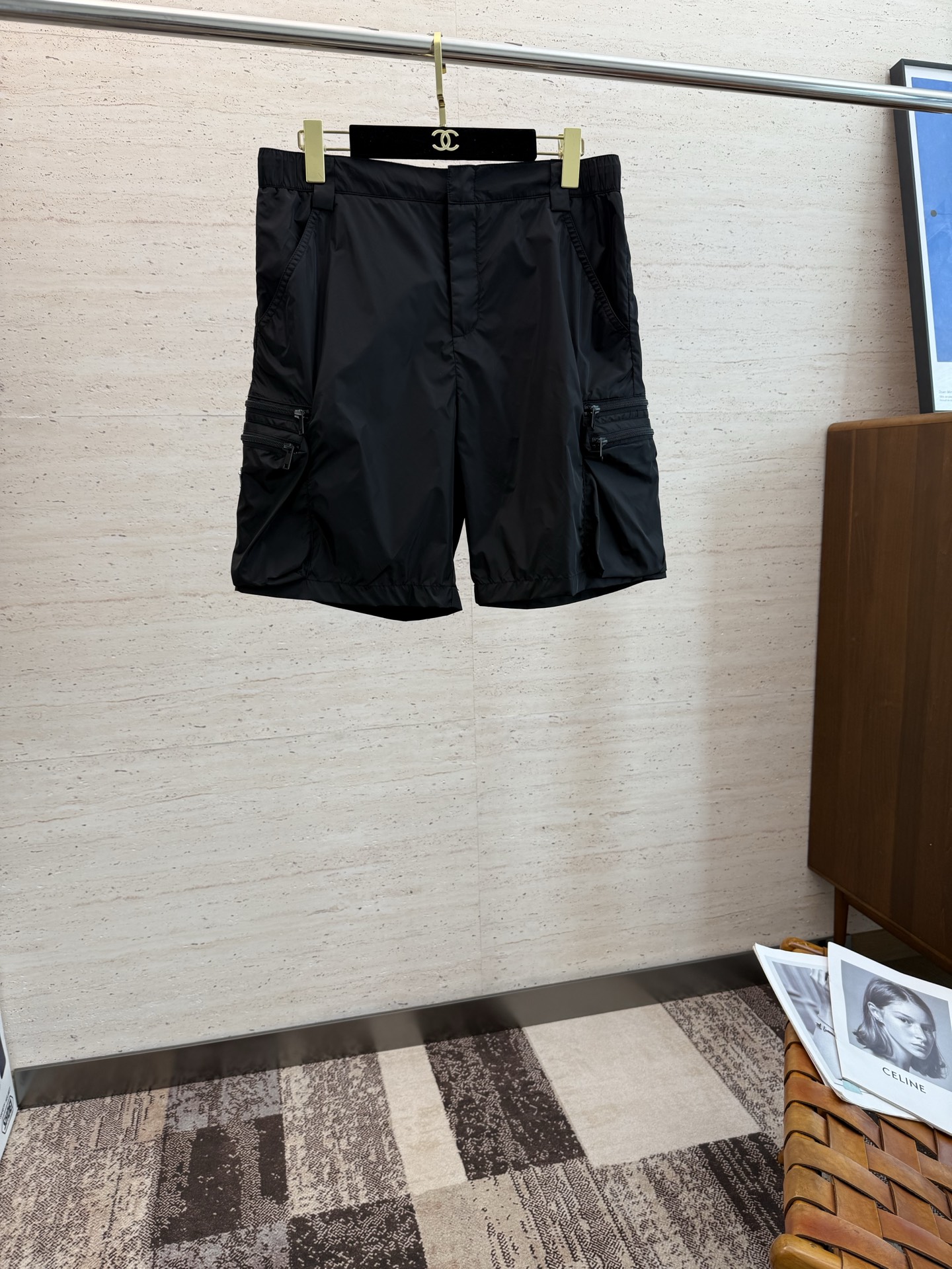 NO:448231,PRA comfortable outdoor shorts. Use careful and meticulous workmanship, elastic waist + drawstring practical and stylish, three-dimensional crotch cut, comfortable and loose trousers, breathable and comfortable, not stuffy. Retro trendy, daily casual shorts, not bloated at all, suitable for casual outdoor occasions.. Size M-3XL,,prada, shorts,alexander wang19860909PRA舒适度的户外短裤 选用精心细致的做工,松紧腰+抽绳实用有型,裆部立体裁剪,穿着舒适立体,垂顺宽松裤脚,透气舒适不闷热 复古潮流,日常休闲短裤,丝毫不显臃肿,适合在休闲 户外场合穿着..码数M-3XL,,prada,shorts,alexander wang,Men's clothing