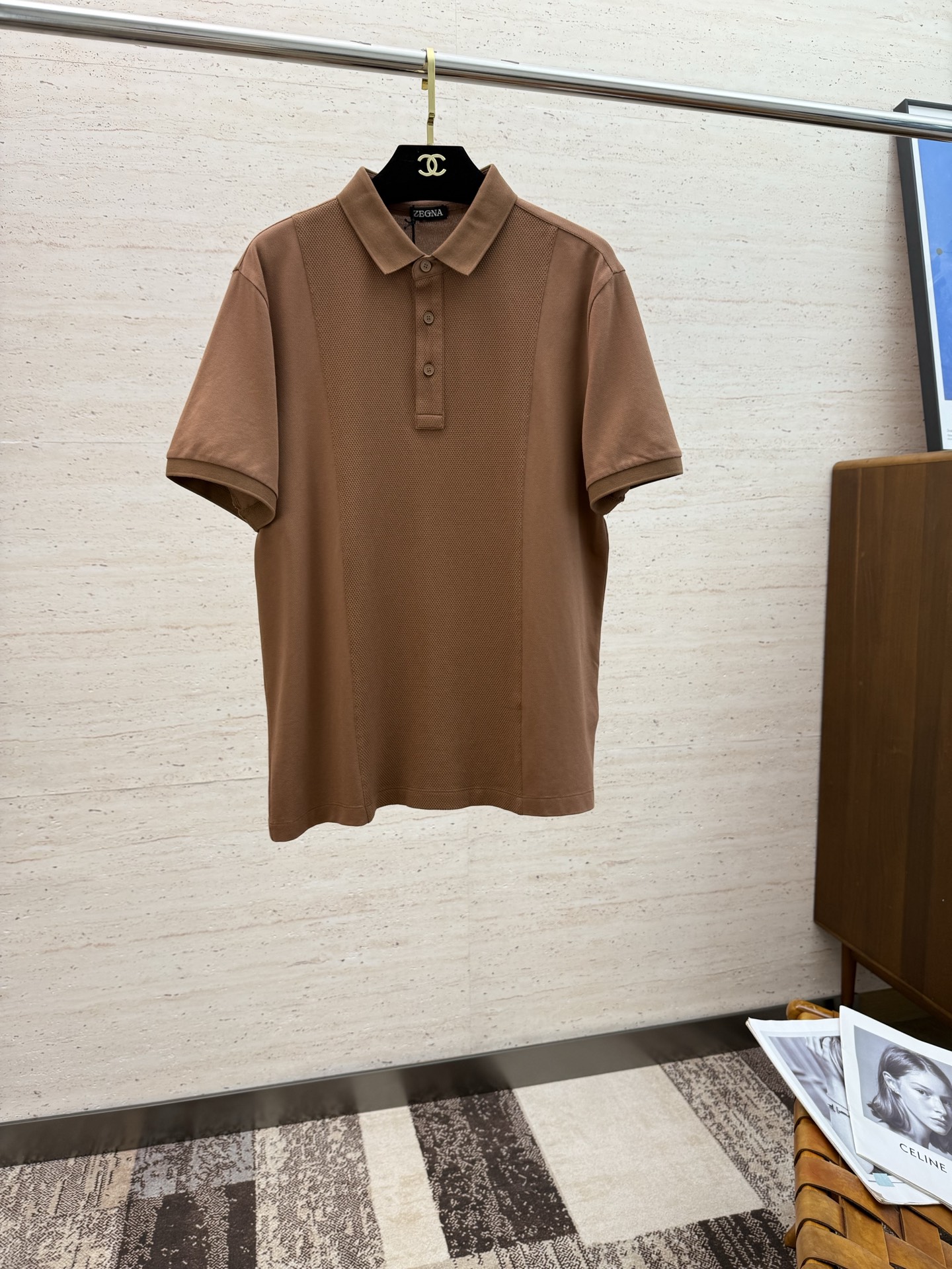 NO:448258,ZZ 25S Spring and Summer Men's POLO Iconic LOGO logo on the chest. Overall, it is very light business and casual!  Pure cotton fabric, light, comfortable and smooth upper body, it is definitely a piece that makes you feel good for money!  !  !  Code number M-4XL, alexander wang19860909ZZ 25S春夏男士POLO 胸前标志性LOGO徽标 整体非常的轻商务休闲！纯棉面料,上身轻盈舒适顺滑 到手绝对让你觉得物有所值的一件单品！！！ 码数M-4XL,,alexander wang,Men's clothing