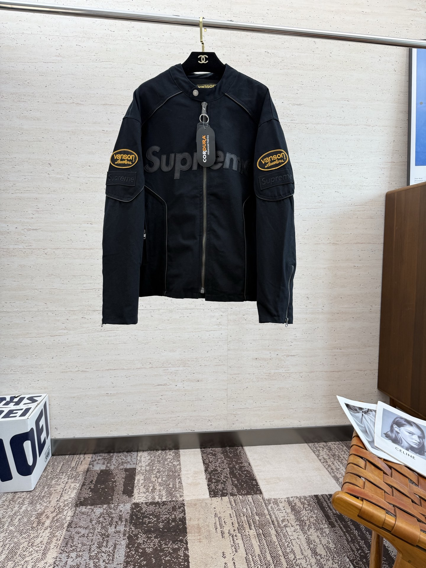 NO:514604,Supreme x Vanson Leathers x Cordura co-branded SS25 WEEK13 Cotton Jacket Leather Logo Applique Zipstick American Fashion Jacket Men and Women Same Model Size S-XL,,jackets & coats,jackets & coats,alexander wang19860909Supreme x Vanson Leathers x Cordura 联名款 SS25 WEEK13 Cotton Jacket 皮革徽标贴花拉链拼接美式潮流夹克外套 男女同款 码数S-XL,,jackets & coats,jackets & coats,alexander wang,Men's clothing