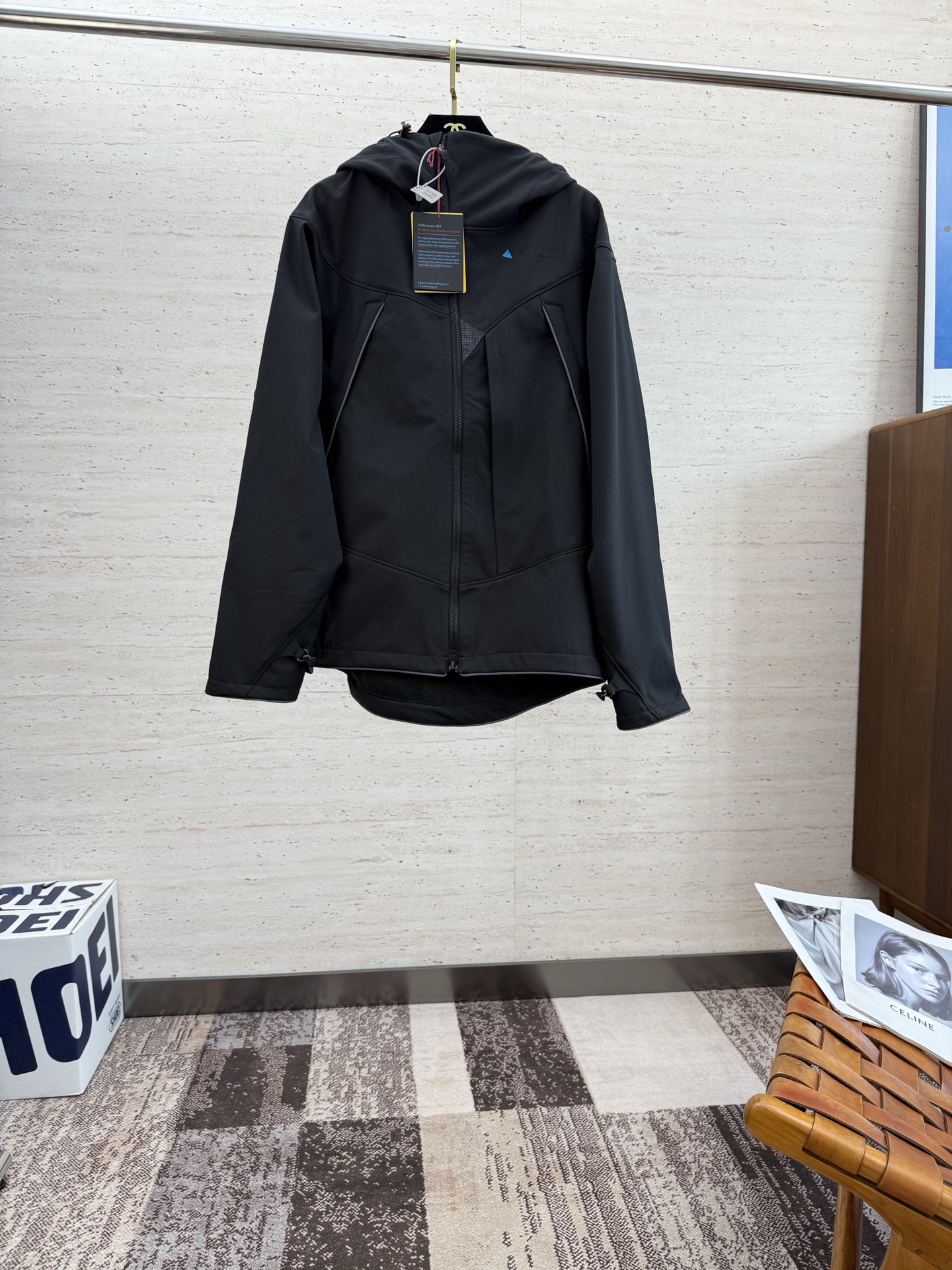 NO:522340,Klattermatesen climbing rat autumn and winter Firnna men and women outdoor ski windproof snow soft shell jacket pressed soft shell jacket particularly practical, comfortable and warm windproof and waterproof. Number of codes M-3XL,,jackets & coats,alexander wang19860909Klattermusen攀山鼠秋冬菲尔纳男女户外滑雪防风雪软壳外壳外套 压胶软壳衣 实用性特别强 舒适保暖 防风防水 码数M-3XL,,jackets & coats,alexander wang,Men's clothing