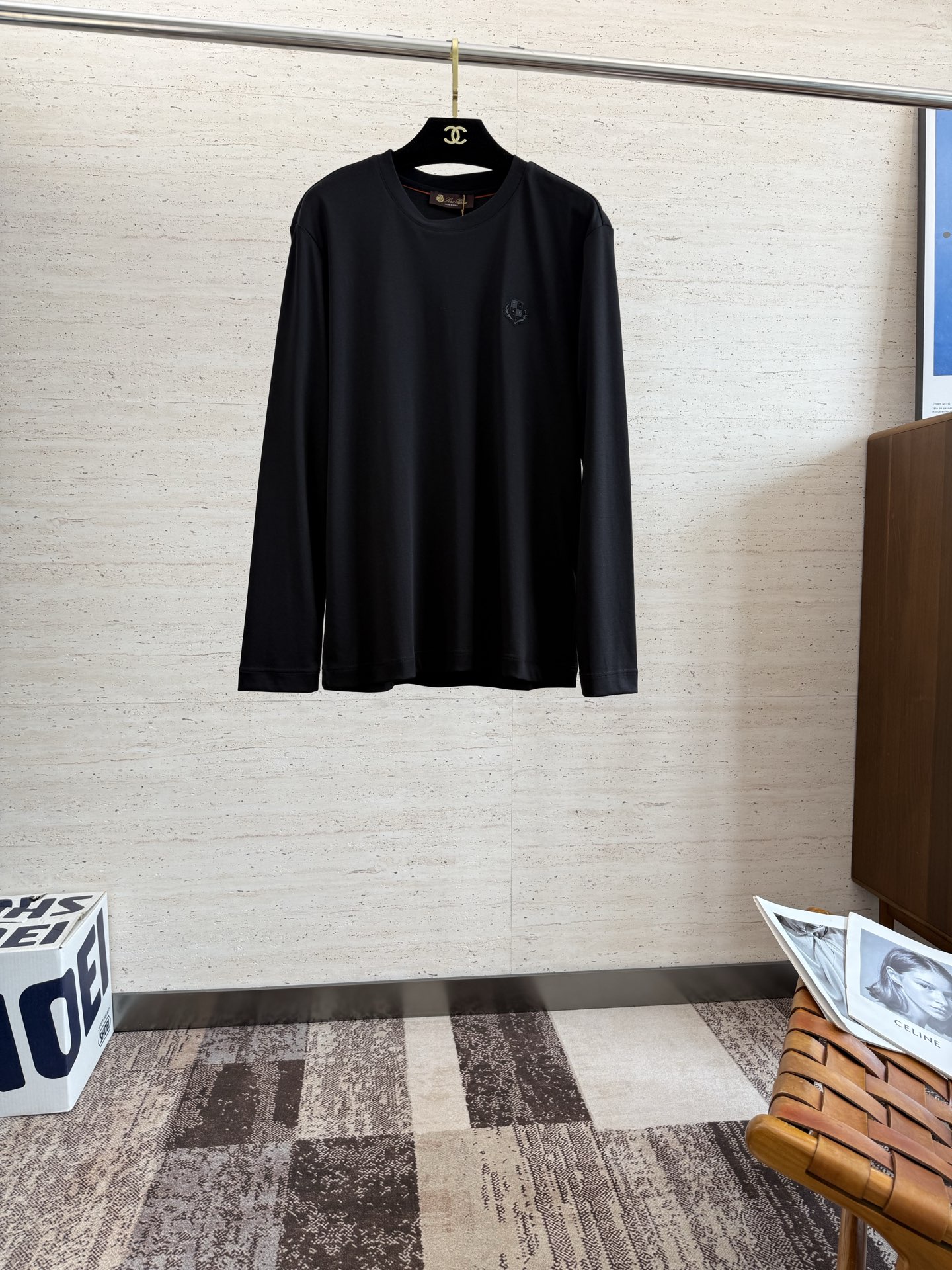 NO:522336,LP.25S autumn men's round neck long-sleeved base shirt... Regular version Pure cotton fabric shirt style better, more durable and washable, breathable, soft and comfortable upper body, two-way wash water for ready-made garments, machine wash, not easy to deform, code number M-4XL,,loro piano,alexander wang19860909LP.25S秋季男士圆领长袖打底衫......常规版型 纯棉面料 衬衣版型更佳 更耐穿耐洗 上身透气柔软舒适 面料成衣两遍洗水 机洗不易变形 码数M-4XL,,loro piana,alexander wang,Men's clothing