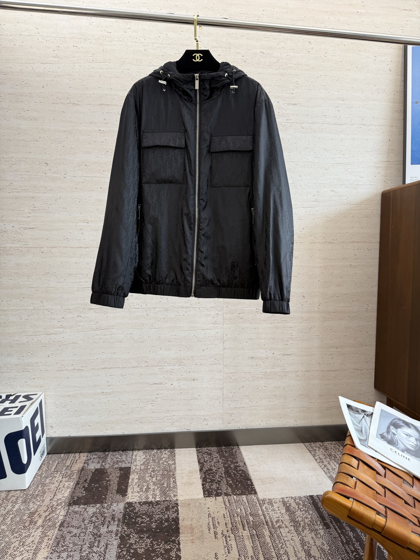 NO:522349,CD25S early autumn men's hooded jacket...A top-notch item with absolutely heavy industry, classic color wardrobe infused with modern innovation... Very high-end texture, extremely practical and very good scraping...Digits 48-56,,jackets & coats,hats,alexander wang19860909CD25S早秋男士连帽外套........一款绝对重工的顶级单品,颜色经典衣橱注入现代新意.......非常高档次的质地,实穿性极高 挺刮性极好..码数48-56,,jackets & coats,hats,alexander wang,Men's clothing