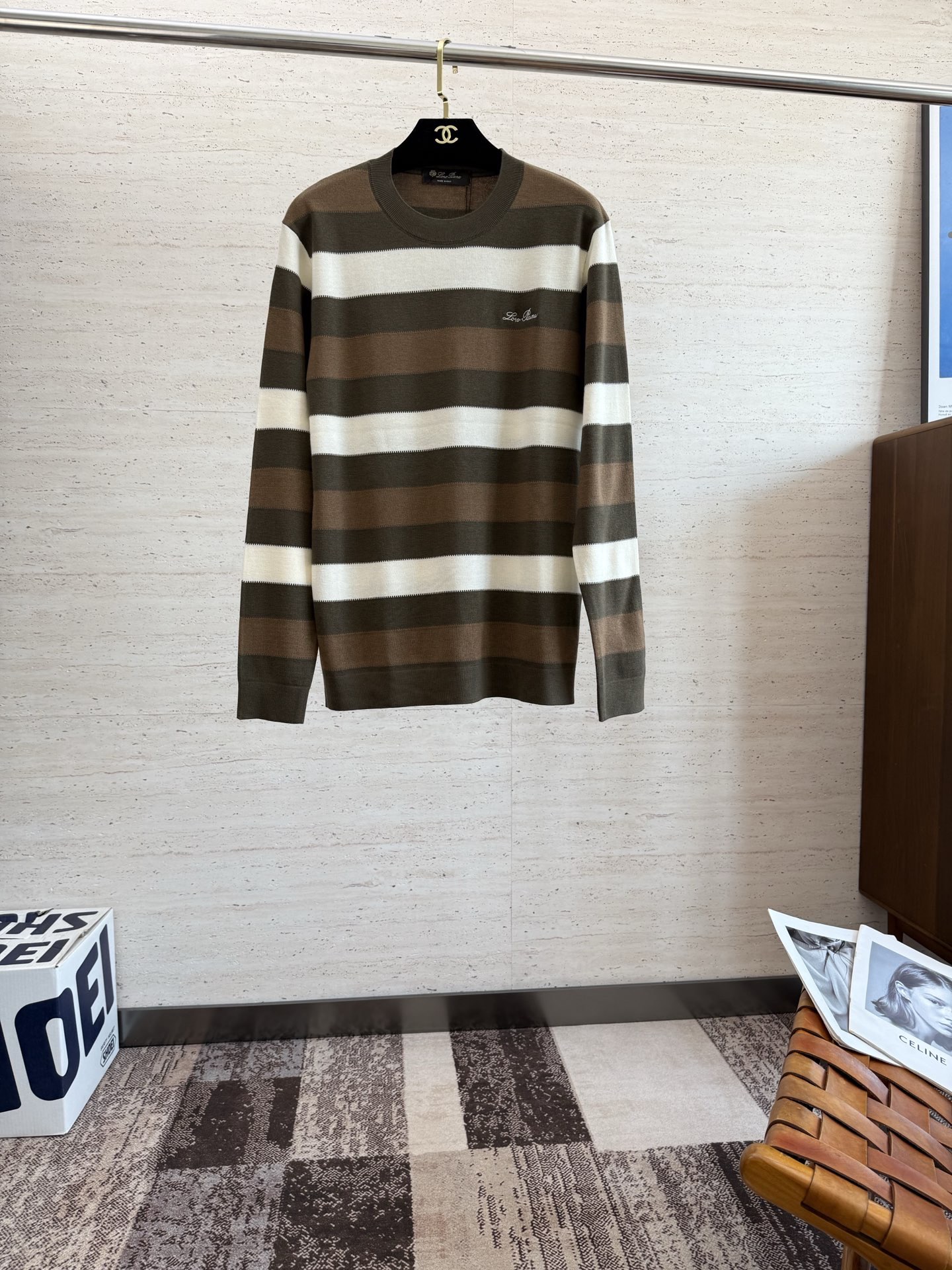 NO:573025,LP.25S autumn and winter men's round neck sweater is very stunning. The wool blended fabric supplied by customers has excellent breathability and warmth. Even if it is worn close to the body, it will not feel prickly. The comfort level is definitely beyond your imagination. You will understand when you get the actual product!  !  !  Size M-4XL,,loro piana,sweaters,alexander wang19860909LP.25S秋冬男士圆领毛衣,十分惊艳,客供羊毛混纺面料 拥有优越的透气性与保暖性,即便是贴身穿着也不会有扎刺感可言,舒适程度绝对超乎你的想象,实物到手你就会懂得！！！码数M-4XL,,loro piana,sweaters,alexander wang,Men's clothing