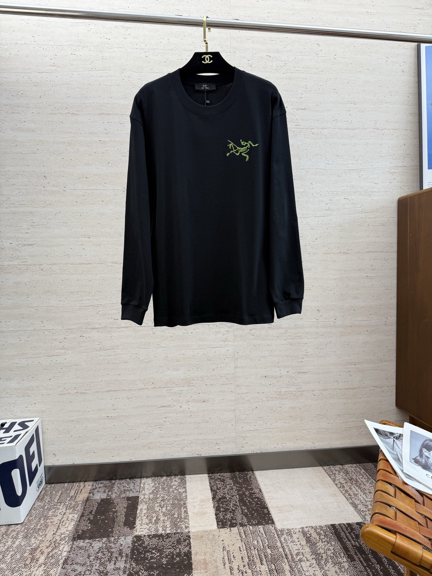 NO:573031,ARC25S autumn men's round neck long-sleeved sweatshirt...Regular fit, pure cotton fabric, collar and cuffs are dyed threads in the same cylinder, better shirt fit, more durable and washable, breathable, soft and comfortable upper body, fabrics are washed twice as ready-made clothes, machine washable and not easy to deform, size XS-L,,hoodie,sweatshirts,alexander wang19860909ARC25S秋季男士圆领长袖卫衣......常规版型 纯棉面料 领口和袖口均同缸染色螺纹 衬衣版型更佳 更耐穿耐洗 上身透气柔软舒适 面料成衣两遍洗水 机洗不易变形 码数XS-L,,hoodie,sweatshirts,alexander wang,Men's clothing