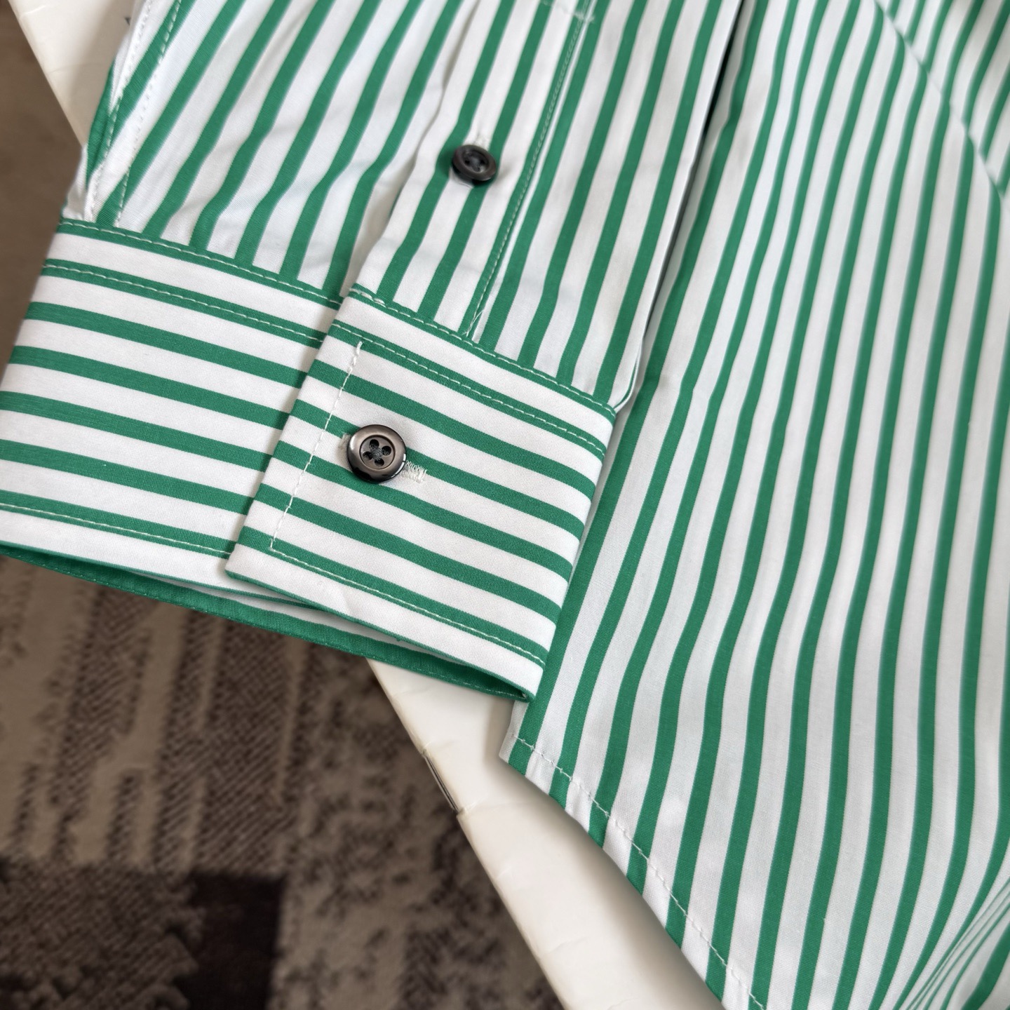 新款 🔥🔥LV25SS早秋男士条纹长袖衬衫......客供棉质面料 密度高触感丝滑细腻 贴身舒适度与透气