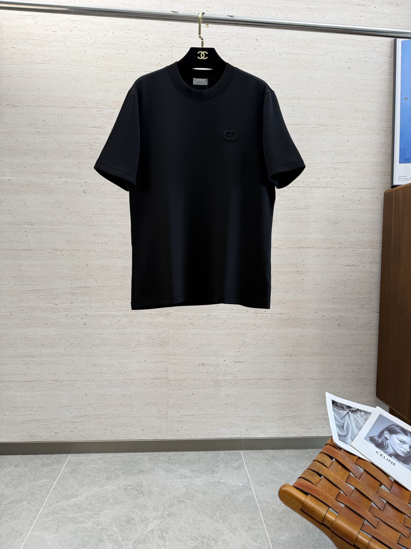 NO:540517,CD25S autumn men's round neck short sleeves are very amazing, made of pure cotton fabrics, with superior breathability and warmth. Even if you wear them close to them, you will not feel thorny. The comfort level is definitely beyond your imagination. You will understand it when you get the actual product!  !  !  Code number M-3XL, T-shirt, alexander wang19860909CD25S秋季男士圆领短袖,十分惊艳,客供纯棉面料打造 拥有优越的透气性与保暖性,即便是贴身穿着也不会有扎刺感可言,舒适程度绝对超乎你的想象,实物到手你就会懂得！！！码数M-3XL,,T-shirt,alexander wang,Men's clothing