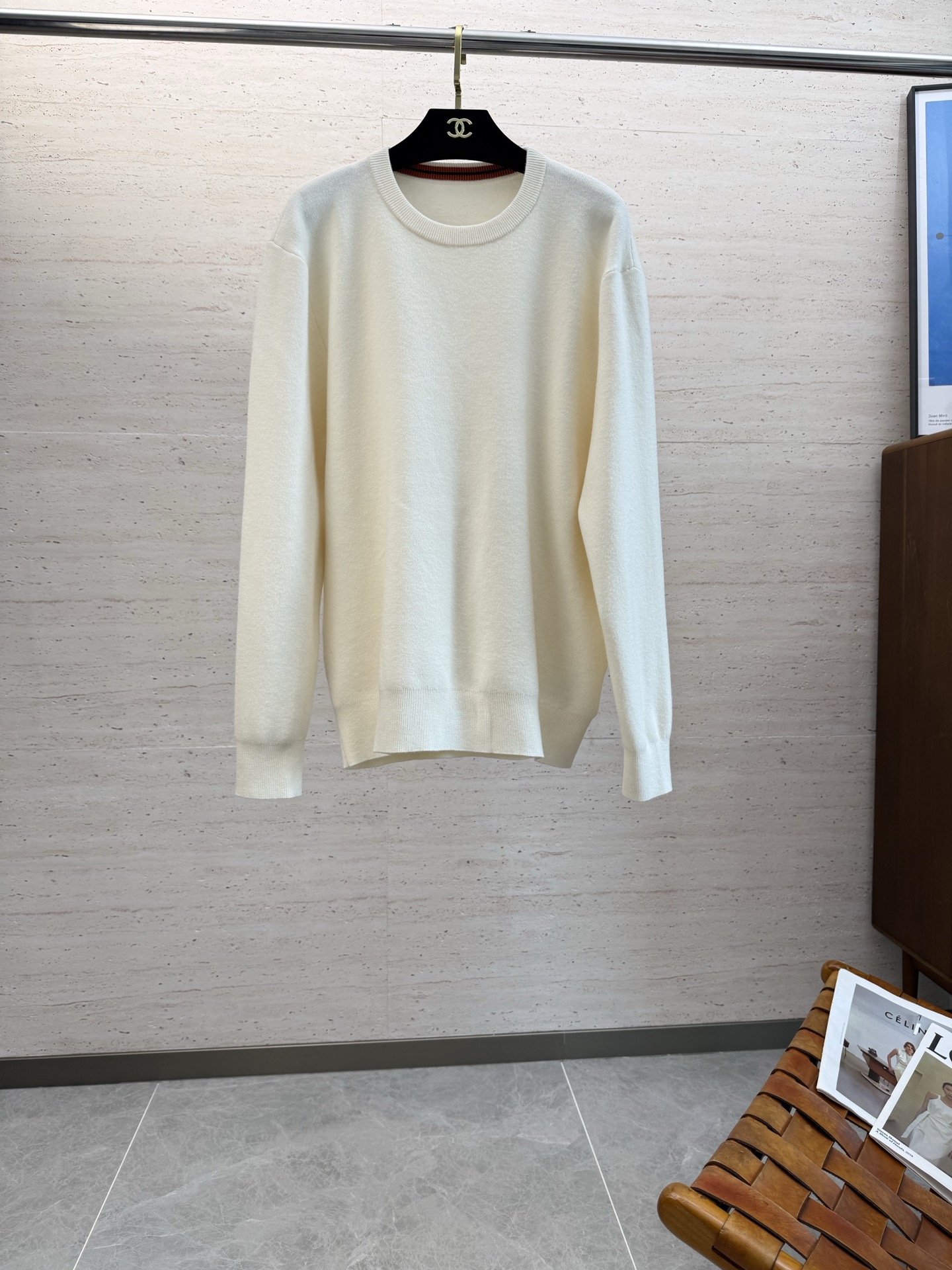 NO:609005,ZZ 25S autumn and winter men's crew neck sweater is very amazing. The wool fabric supplied by customers has excellent breathability and warmth. Even if it is worn close to the body, it will not feel prickly. The comfort level is definitely beyond your imagination. You will understand when you get the actual product!  !  !  Size M-3XL,,sweaters,alexander wang19860909ZZ 25S秋冬男士圆领毛衣,十分惊艳,客供羊毛面料 拥有优越的透气性与保暖性,即便是贴身穿着也不会有扎刺感可言,舒适程度绝对超乎你的想象,实物到手你就会懂得！！！码数M-3XL,,sweaters,alexander wang,Men's clothing