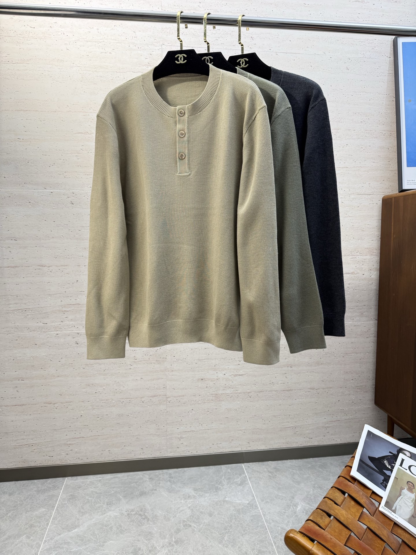 NO:625967,LP.25S autumn and winter men's round neck sweater is very stunning. The wool fabric supplied by customers has excellent breathability and warmth. Even if it is worn close to the body, it will not feel prickly. The comfort level is definitely beyond your imagination. You will understand when you get the actual product!  !  !  Size M-3XL,,loro piana,sweaters,alexander wang19860909LP.25S秋冬男士圆领毛衣,十分惊艳,客供羊毛面料 拥有优越的透气性与保暖性,即便是贴身穿着也不会有扎刺感可言,舒适程度绝对超乎你的想象,实物到手你就会懂得！！！码数M-3XL,,loro piana,sweaters,alexander wang,Men's clothing