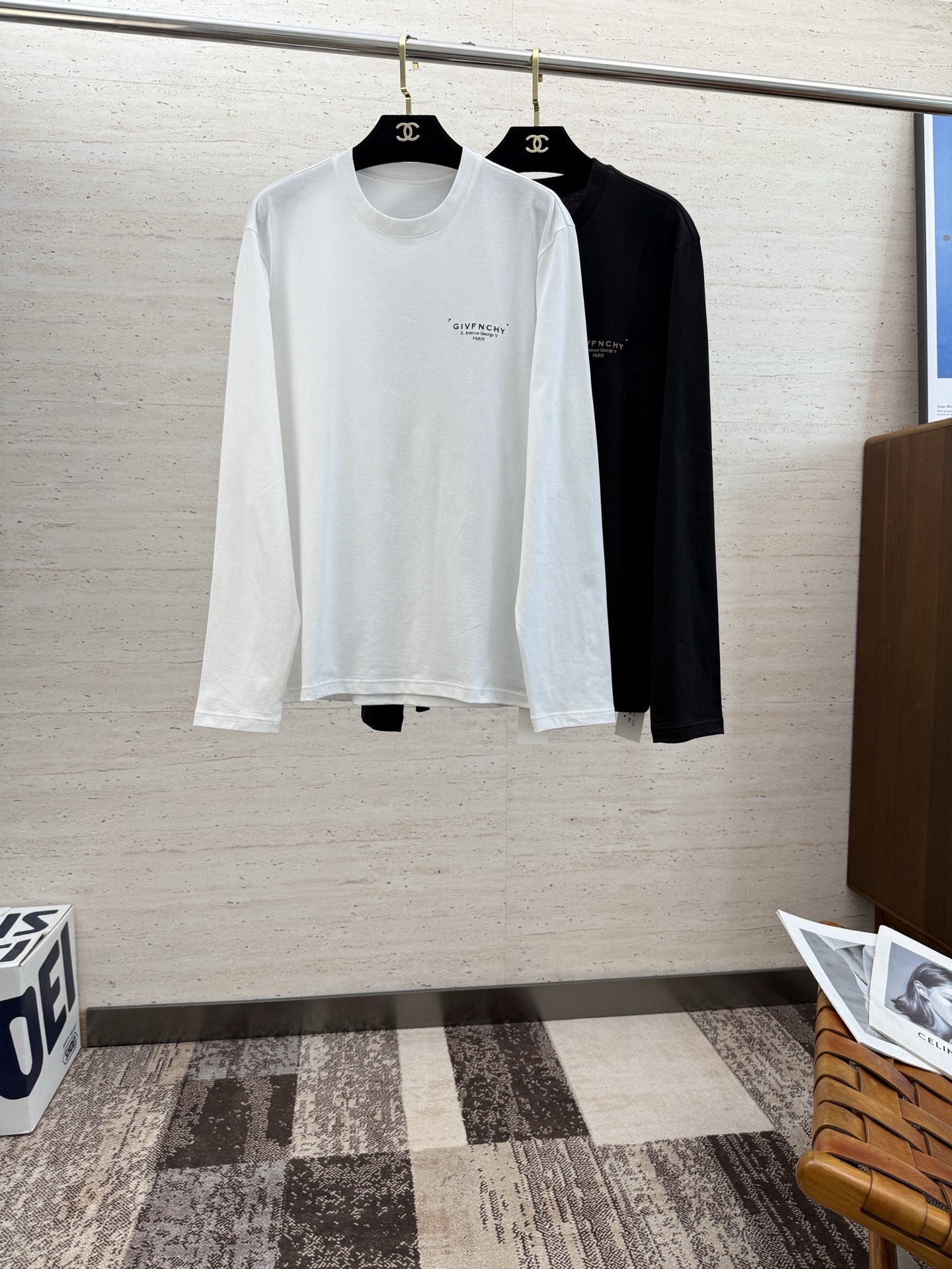 NO:644684,GIV25S autumn men's round neck long-sleeved sweatshirt...Regular fit, pure cotton fabric, breathable, soft and comfortable upper body, fabric ready-made, washed twice, machine washable, not easy to deform, size S-2XL,,hoodie,sweatshirts,alexander wang19860909GIV25S秋季男士圆领长袖卫衣......常规版型 纯棉面料 上身透气柔软舒适 面料成衣两遍洗水 机洗不易变形 码数S-2XL,,hoodie,sweatshirts,alexander wang,Men's clothing
