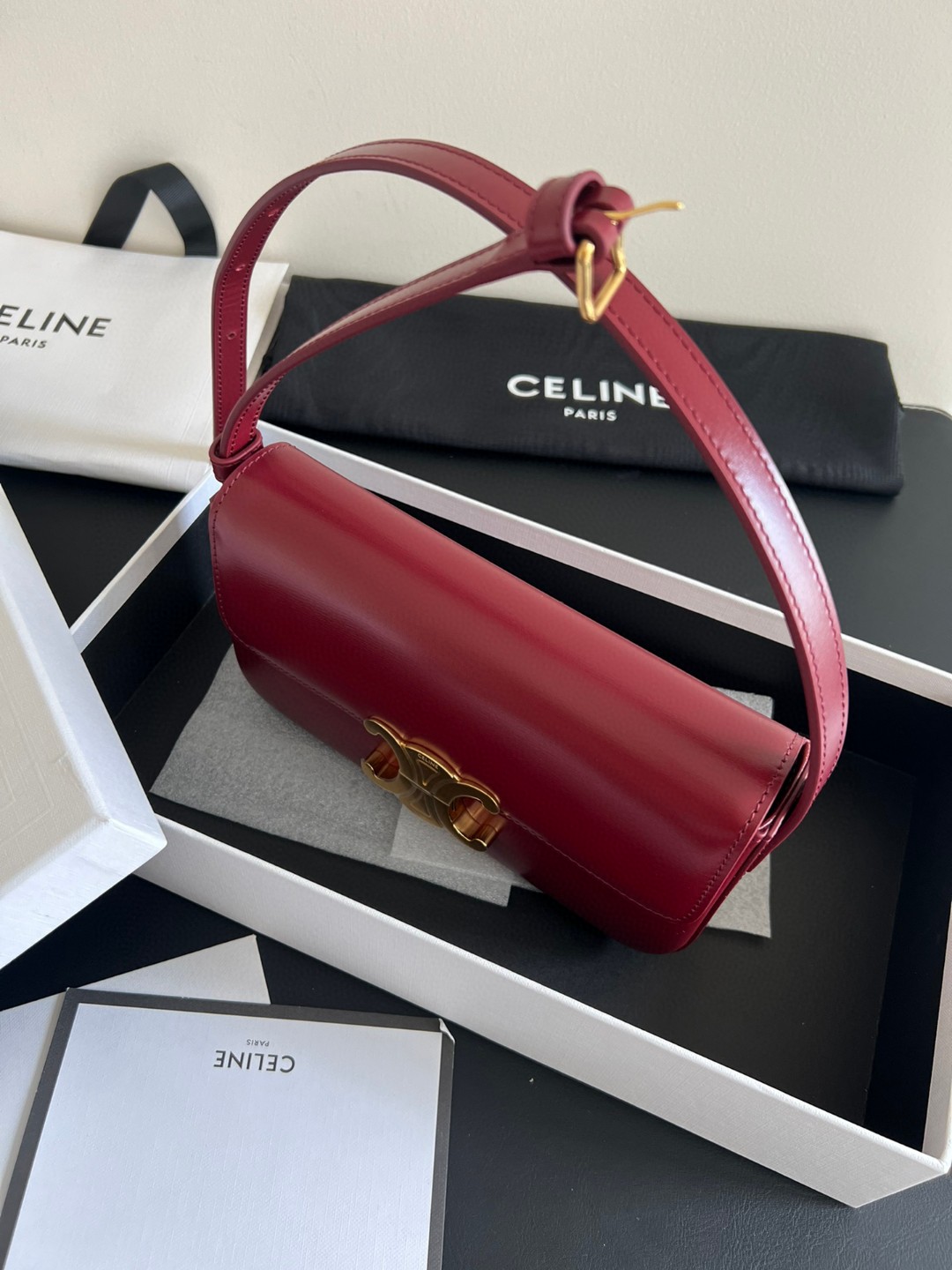 Celine Actual delivery, brand new shooting Imported original factory genuine grade ~ natural hand-rubbed imported leather special grade all-steel