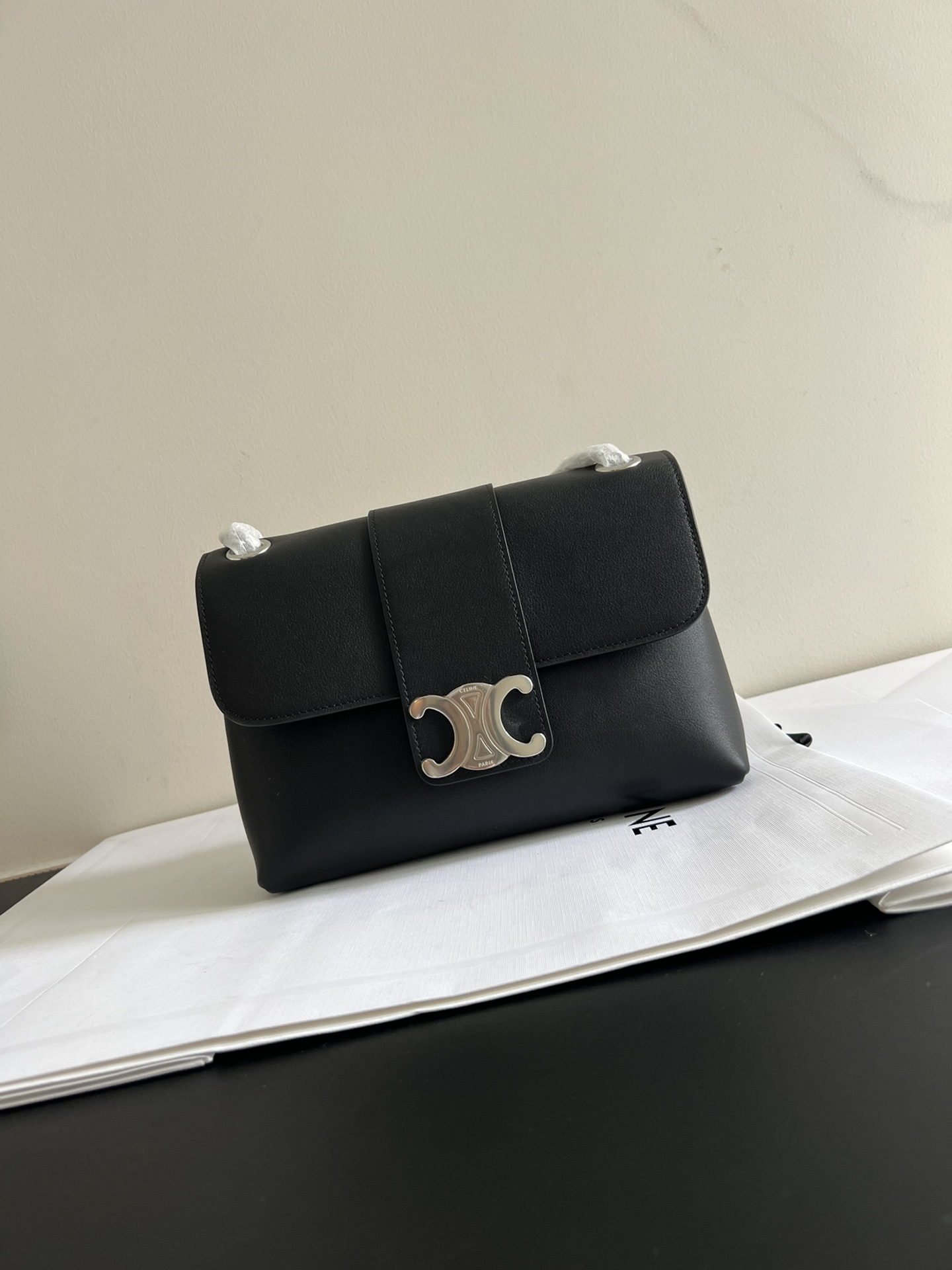 Celine 25cm genuine special grade all steel, leather imported from Italyexpensive sheepskin lining, hardware special grade all steel