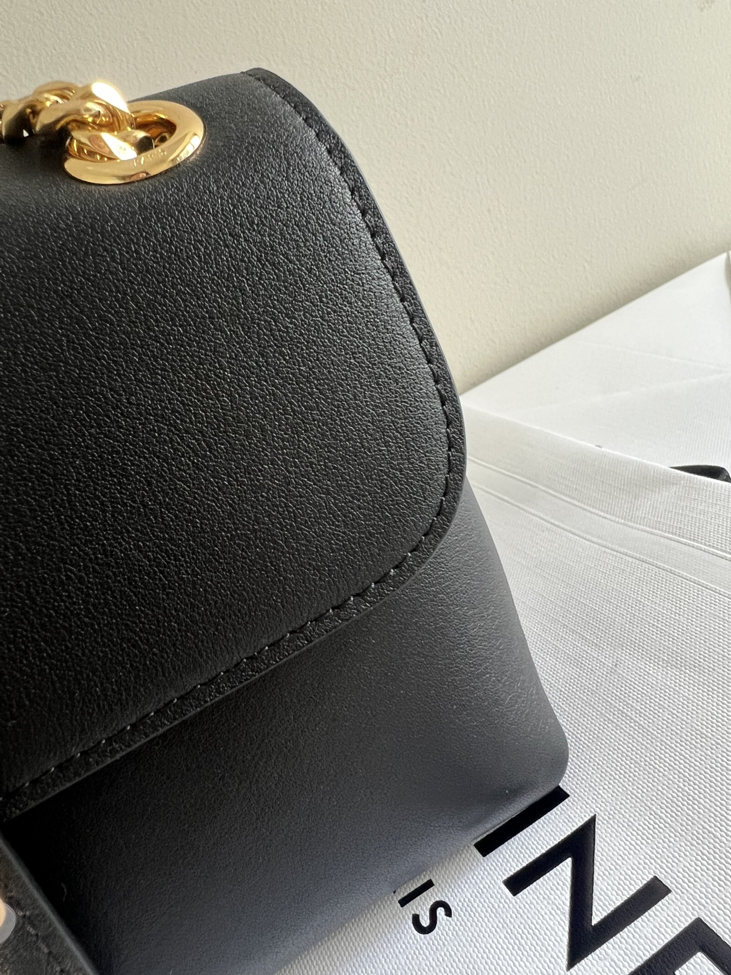 Celine 23cm teen, genuine special grade all steel, leather imported from Italyexpensive sheepskin lining, hardware special grade all steel