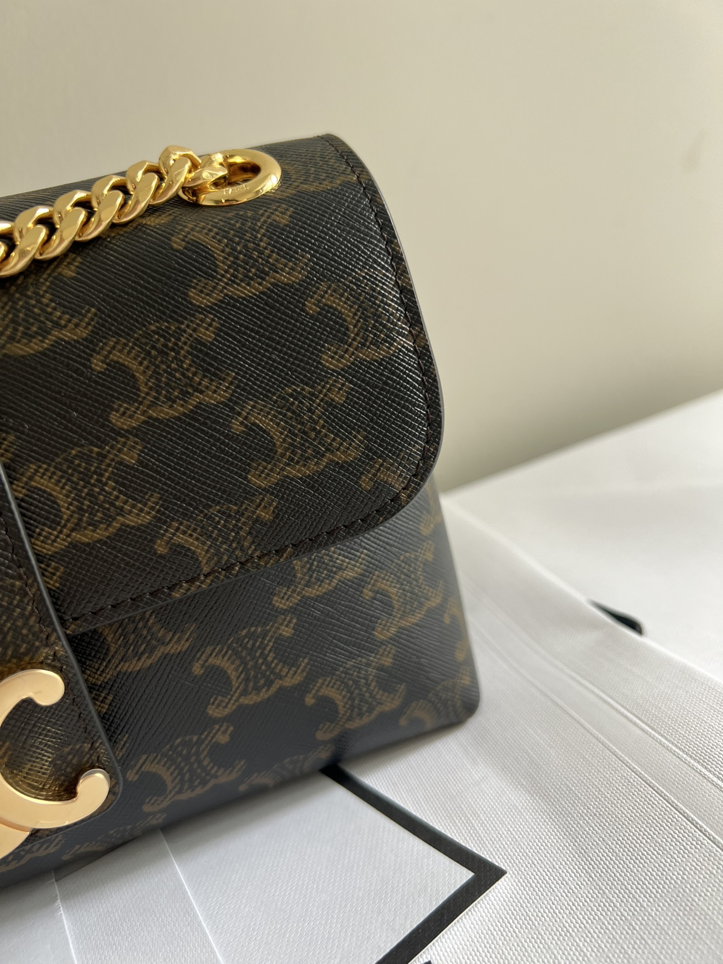 Celine 23cm teen, genuine special grade all steel, leather imported from Italyexpensive sheepskin lining, hardware special grade all steel