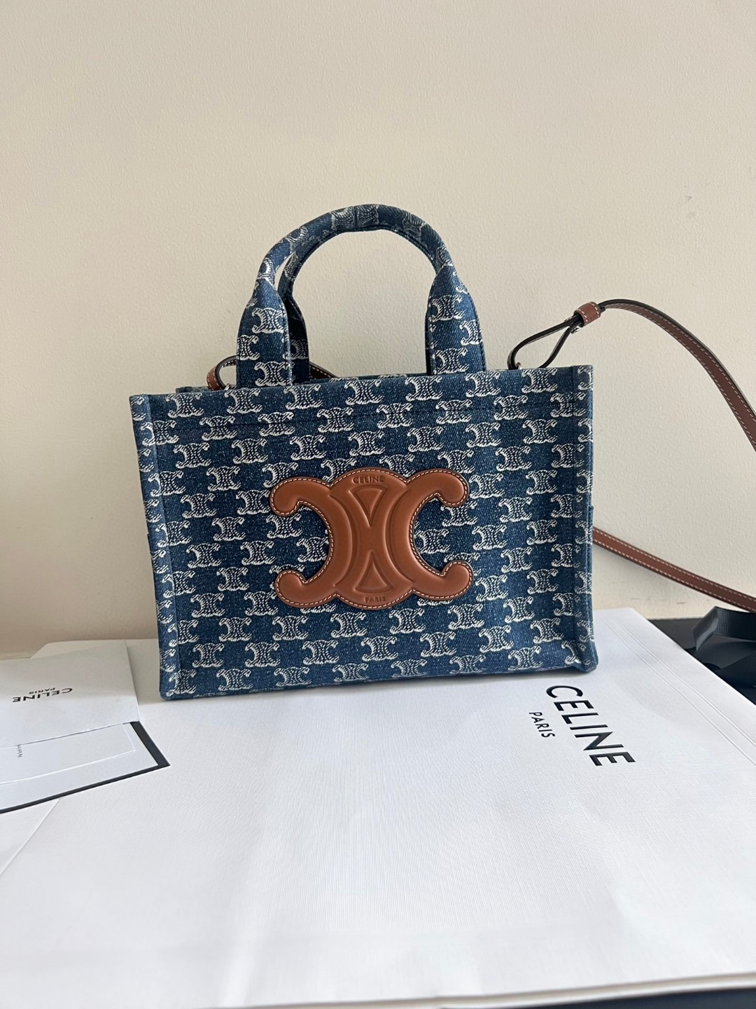 Celine genuine tote bag, original denim knitted Brown calfskin imported from Italy