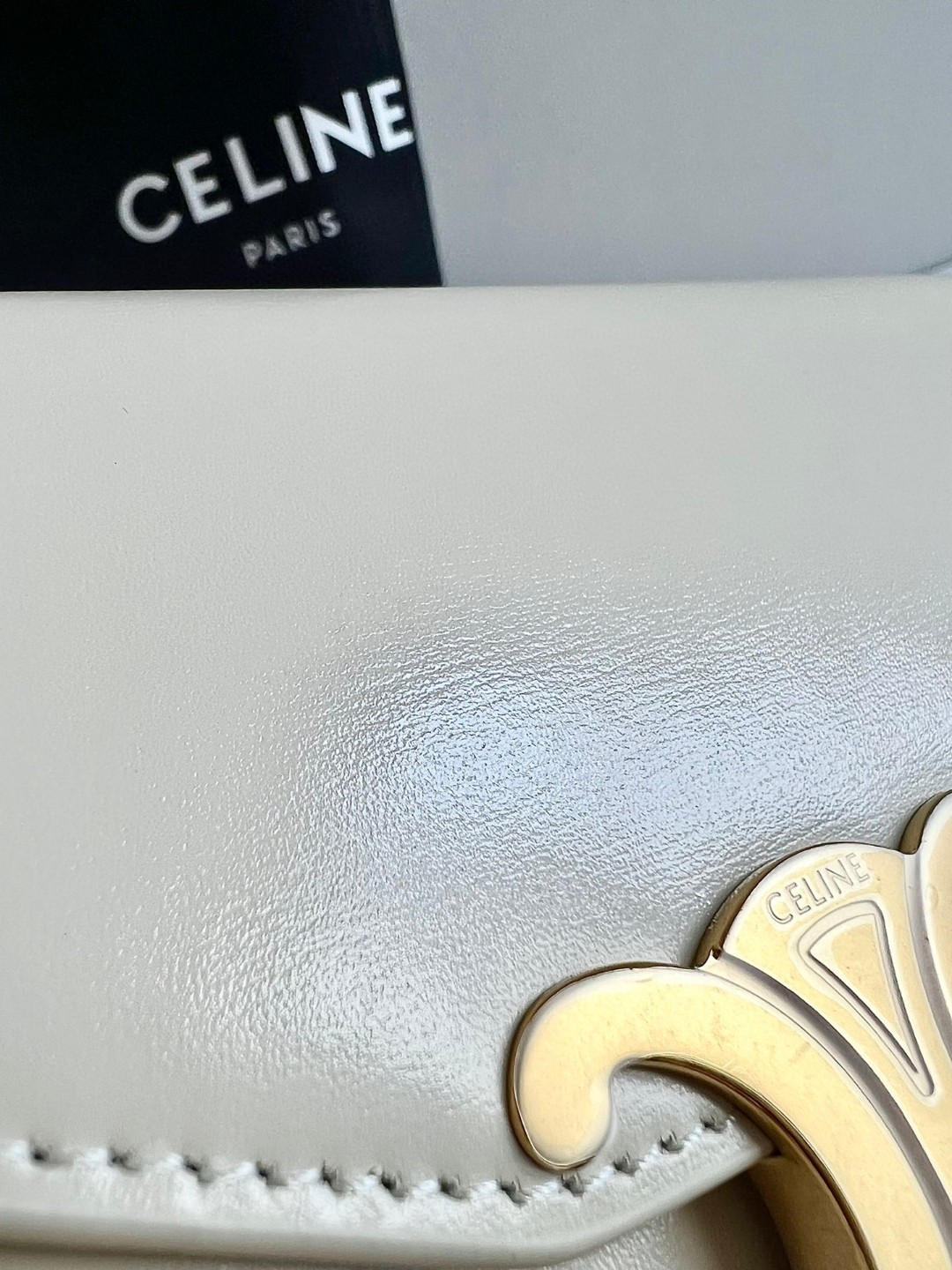 Celine original factory, special-grade all-steel hardware, hand-rubbed cowhide imported from Italy on the outside and expensive sheepskin on the