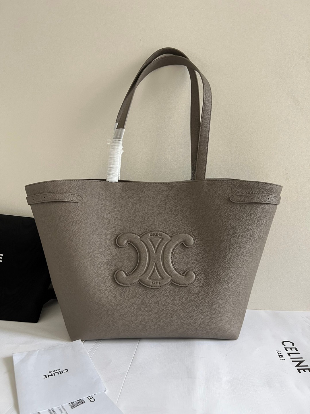 New celine tote shopping bag, original leather inside and outside, imported Italian cowhide on the outside with matte cowhide on the inside