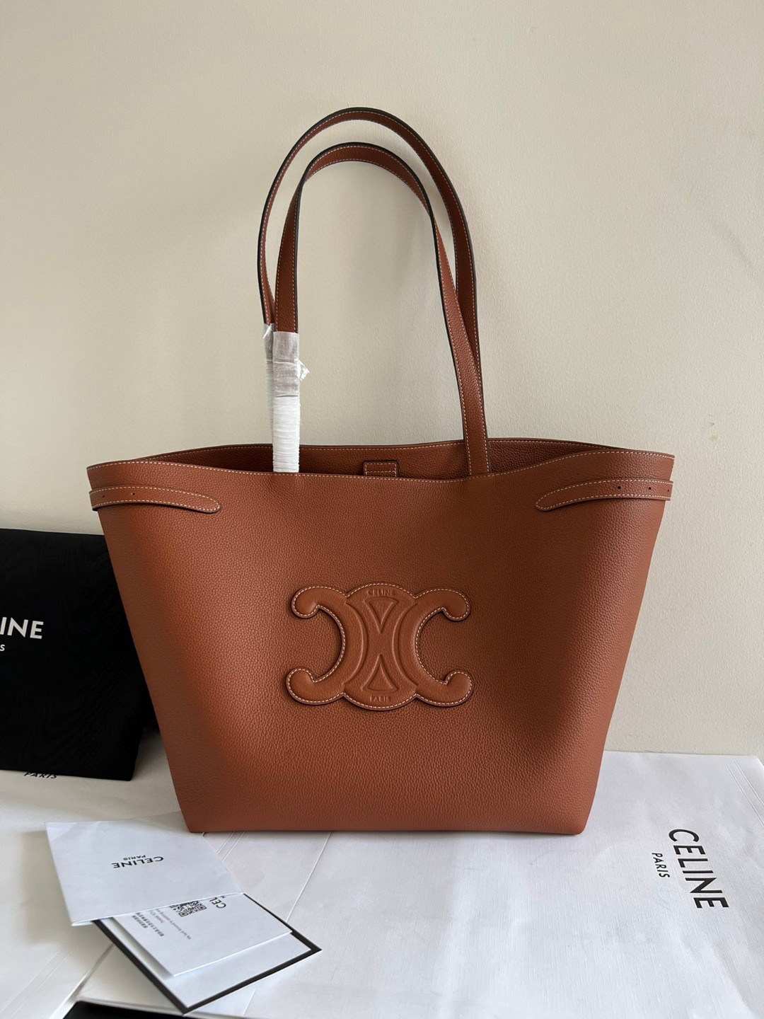 New celine tote shopping bag, genuine leather inside and outside, imported Italian cowhide on the outside with matte cowhide on the inside