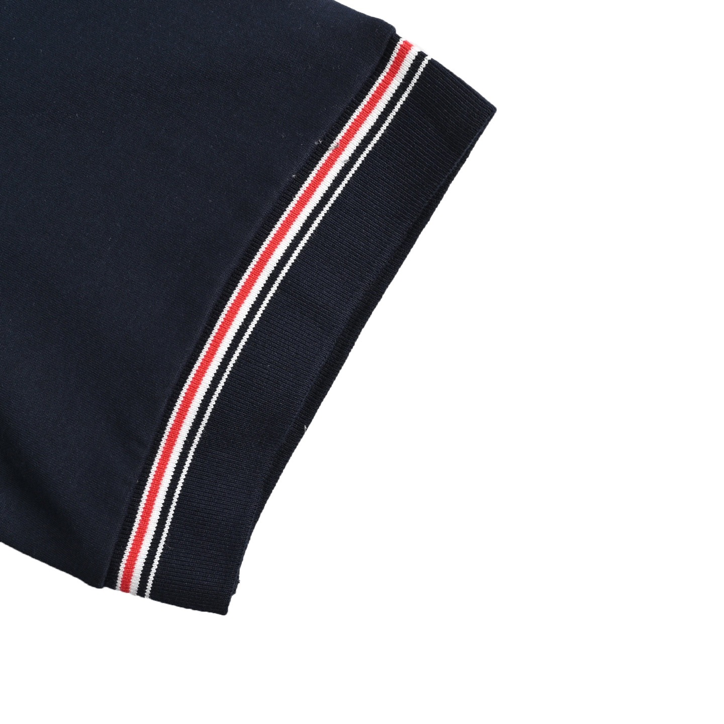 Thom Browne/汤姆布朗 25ss 袖口三色条纹织带短袖-Chinese UA Cheap High Quatity Brand Clothes Bags handbags Sneakers wholesale wholesaler seller from China Factory suppliers Fashion Clothing Shoes best Quality Beautiful Price Thom Browne/汤姆布朗 25ss 袖口三色条纹织带短袖