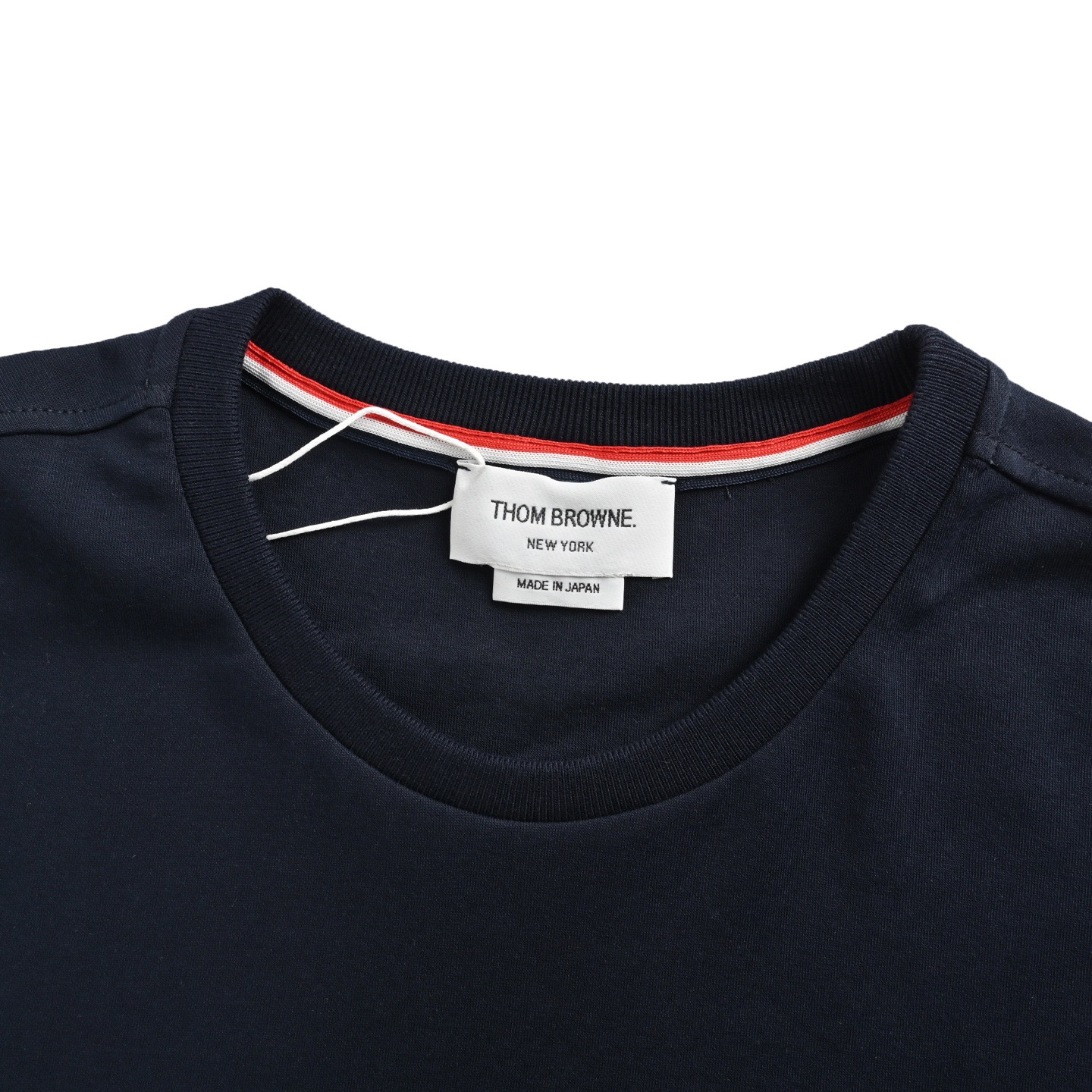 Thom Browne/汤姆布朗 25ss 袖口三色条纹织带短袖-Chinese UA Cheap High Quatity Brand Clothes Bags handbags Sneakers wholesale wholesaler seller from China Factory suppliers Fashion Clothing Shoes best Quality Beautiful Price Thom Browne/汤姆布朗 25ss 袖口三色条纹织带短袖