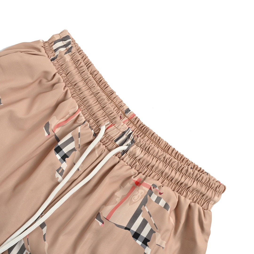 Burberry/巴宝莉 24ss 格纹战马沙滩短裤