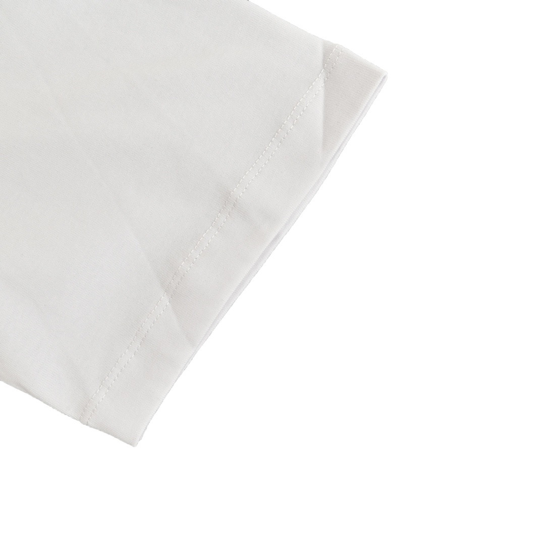 GIVENCHY/纪梵希 24ss 大白鲨印花短袖-Chinese UA Cheap High Quatity Brand Clothes Bags handbags Sneakers wholesale wholesaler seller from China Factory suppliers Fashion Clothing Shoes best Quality Beautiful Price GIVENCHY/纪梵希 24ss 大白鲨印花短袖