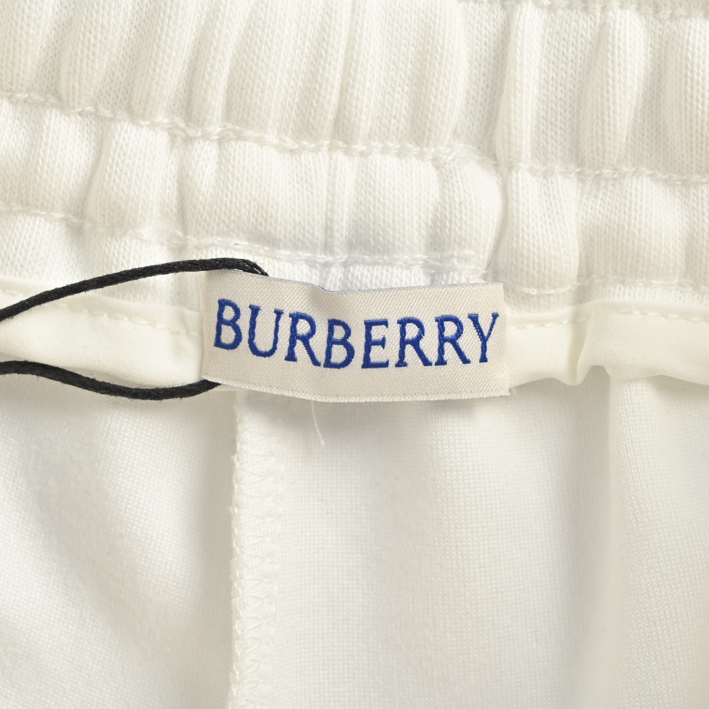 Burberry/巴宝莉 25ss 幻影战马印花短裤 巴宝莉白色短裤新款 白色-Chinese UA Cheap High Quatity Brand Clothes Bags handbags Sneakers wholesale wholesaler seller from China Factory suppliers Fashion Clothing Shoes best Quality Beautiful Price Burberry/巴宝莉 25ss 幻影战马印花短裤 巴宝莉白色短裤新款 白色