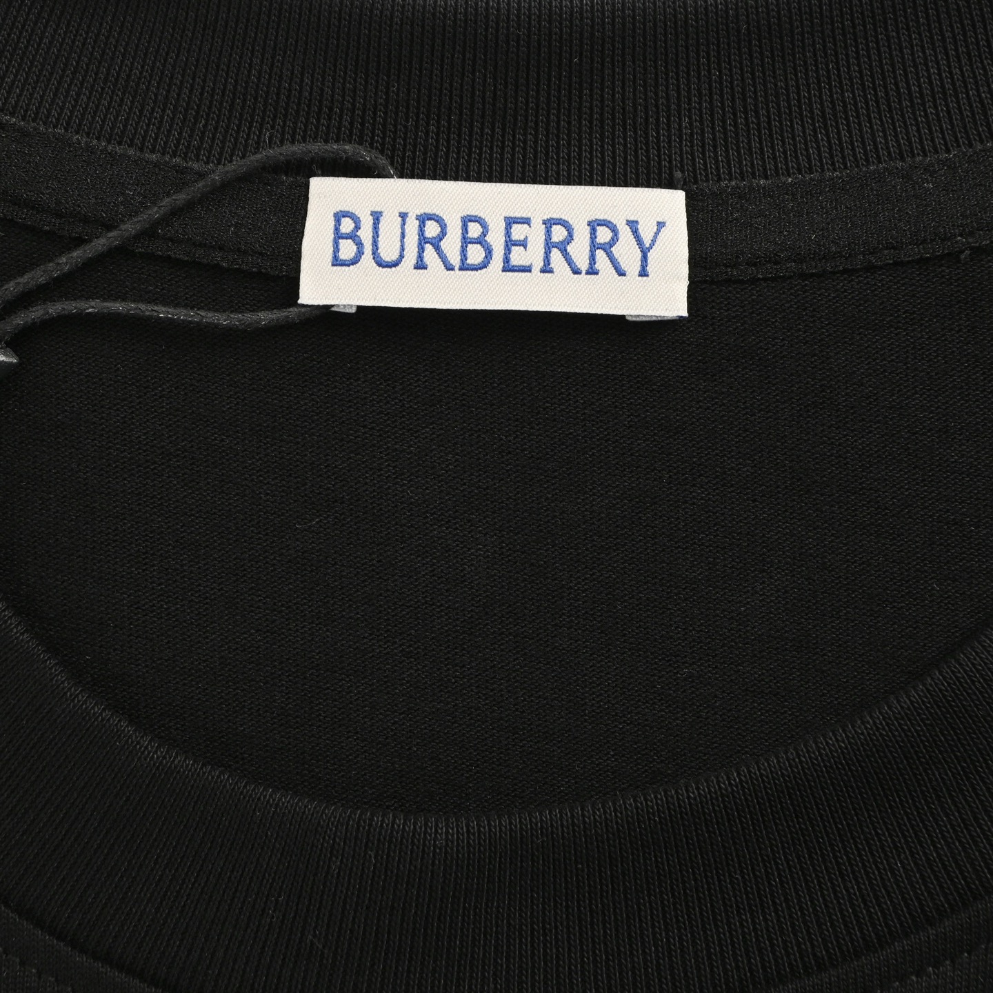 Burberry/巴宝莉 25ss 领口骑士战马印花短袖 黑色 白色