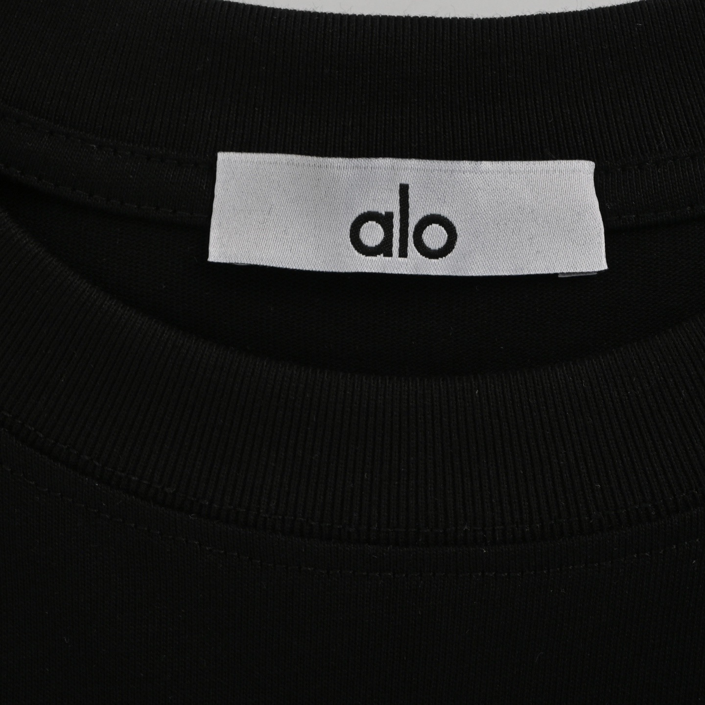 alo 基础字母logo印花短袖 进口浆料 随便水洗不会任何变形 保证不掉色不开裂 印花精细-Chinese UA Cheap High Quatity Brand Clothes Bags handbags Sneakers wholesale wholesaler seller from China Factory suppliers Fashion Clothing Shoes best Quality Beautiful Price alo 基础字母logo印花短袖 进口浆料 随便水洗不会任何变形 保证不掉色不开裂 印花精细