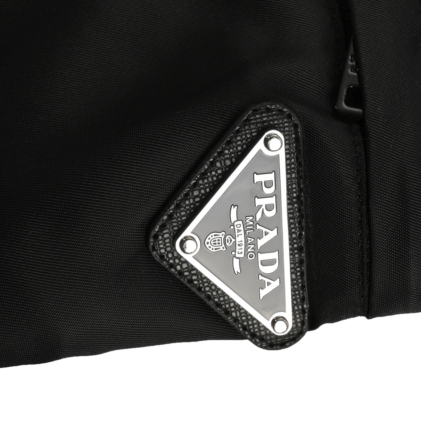 Prada/普拉达 袖子三角标口袋尼龙拼接短袖