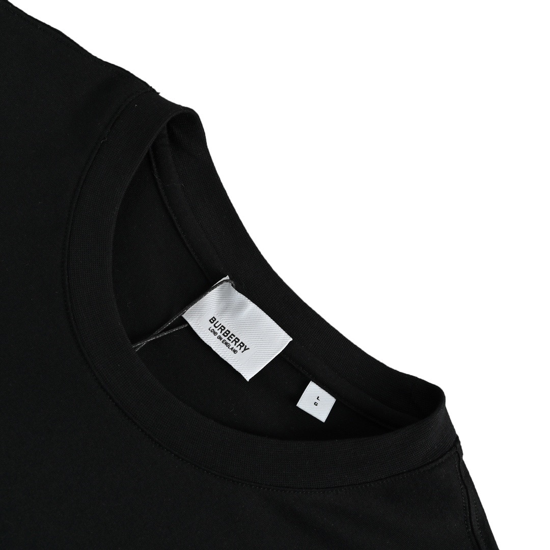 Burberry/巴宝莉 23ss 战马印花logo短袖-Chinese UA Cheap High Quatity Brand Clothes Bags handbags Sneakers wholesale wholesaler seller from China Factory suppliers Fashion Clothing Shoes best Quality Beautiful Price Burberry/巴宝莉 23ss 战马印花logo短袖