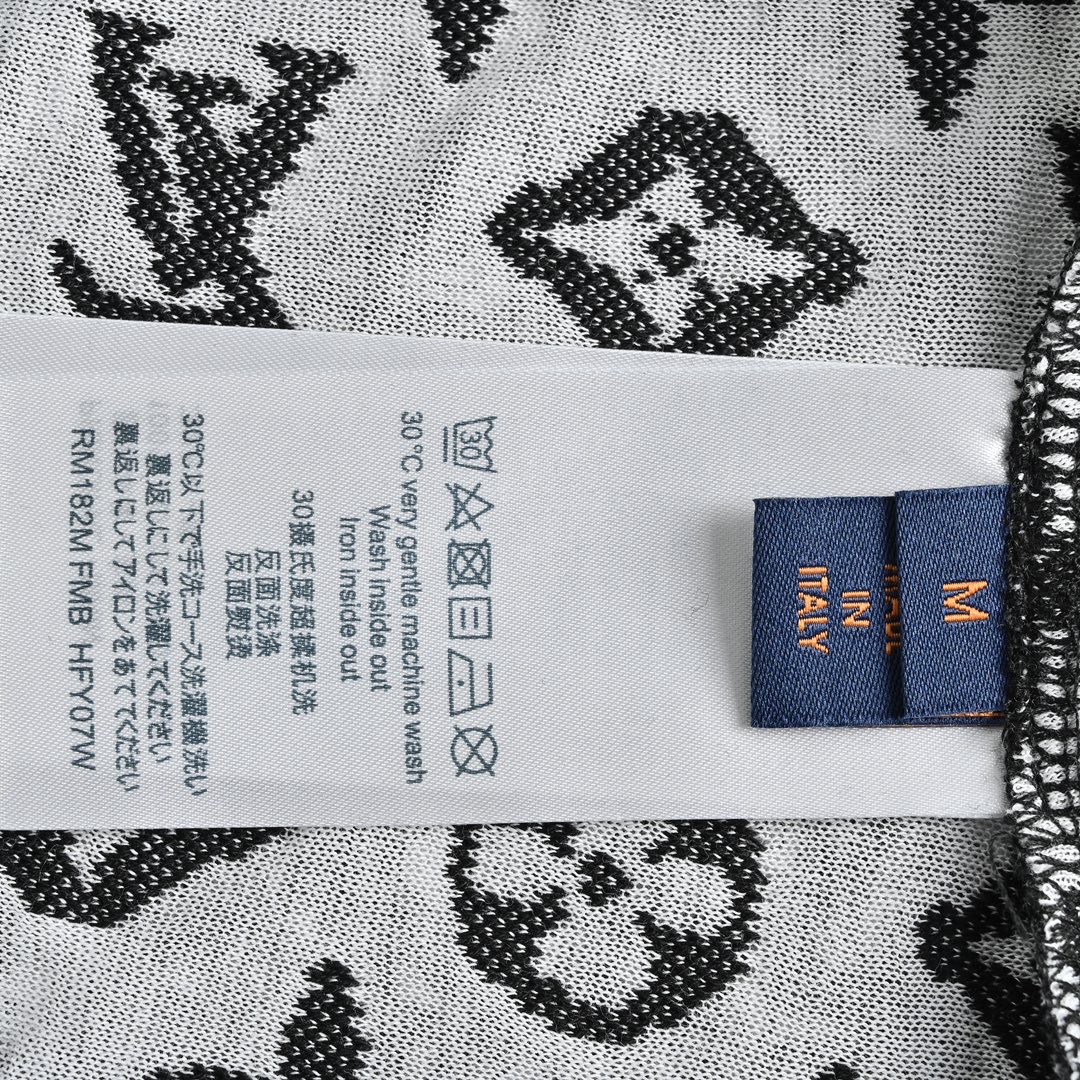 Louis Vuitton/路易威登 23ss 双层网纱提花老花短袖-Chinese UA Cheap High Quatity Brand Clothes Bags handbags Sneakers wholesale wholesaler seller from China Factory suppliers Fashion Clothing Shoes best Quality Beautiful Price Louis Vuitton/路易威登 23ss 双层网纱提花老花短袖