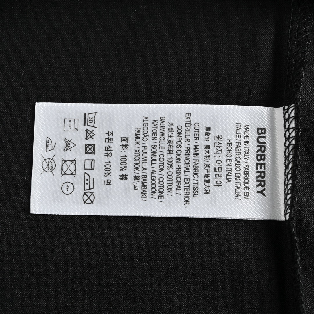 Burberry/巴宝莉 23ss 字母印花短袖
