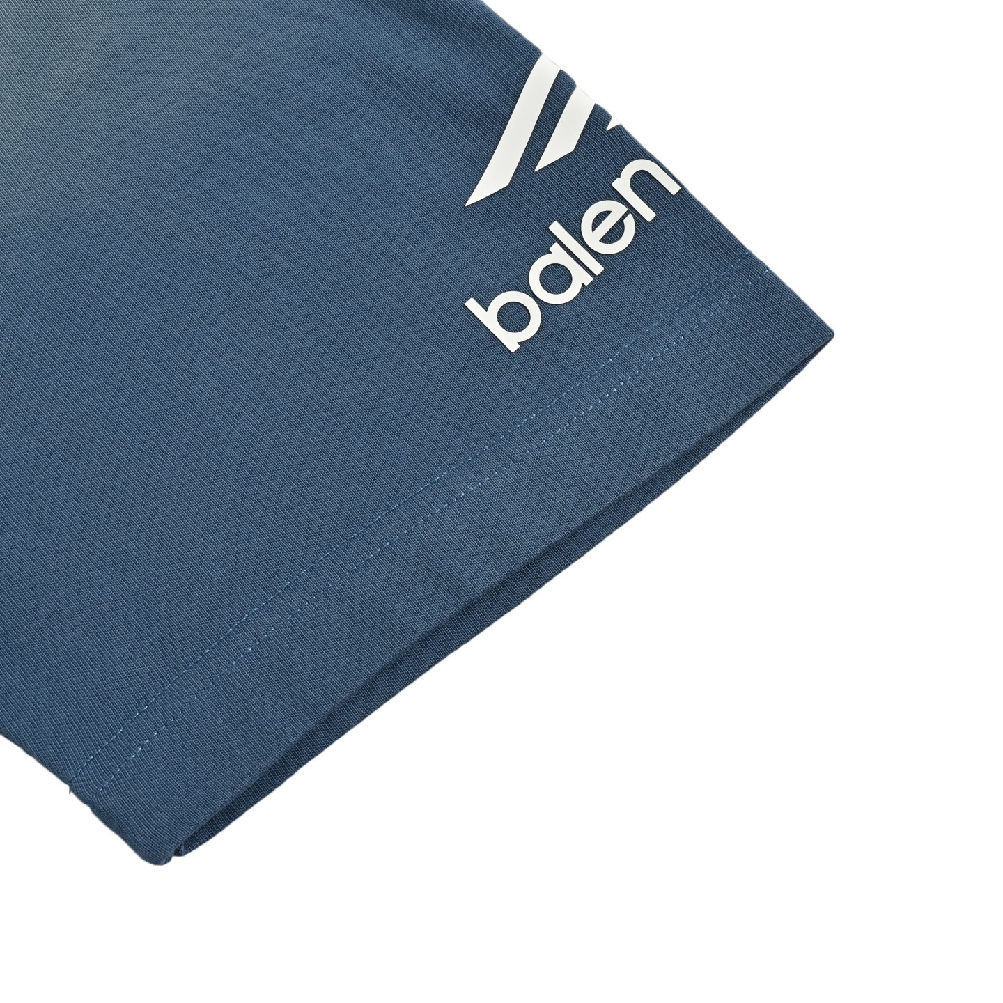 Balenciaga/巴黎世家 25ss 滑雪系列3M印花水洗短袖-Chinese UA Cheap High Quatity Brand Clothes Bags handbags Sneakers wholesale wholesaler seller from China Factory suppliers Fashion Clothing Shoes best Quality Beautiful Price Balenciaga/巴黎世家 25ss 滑雪系列3M印花水洗短袖