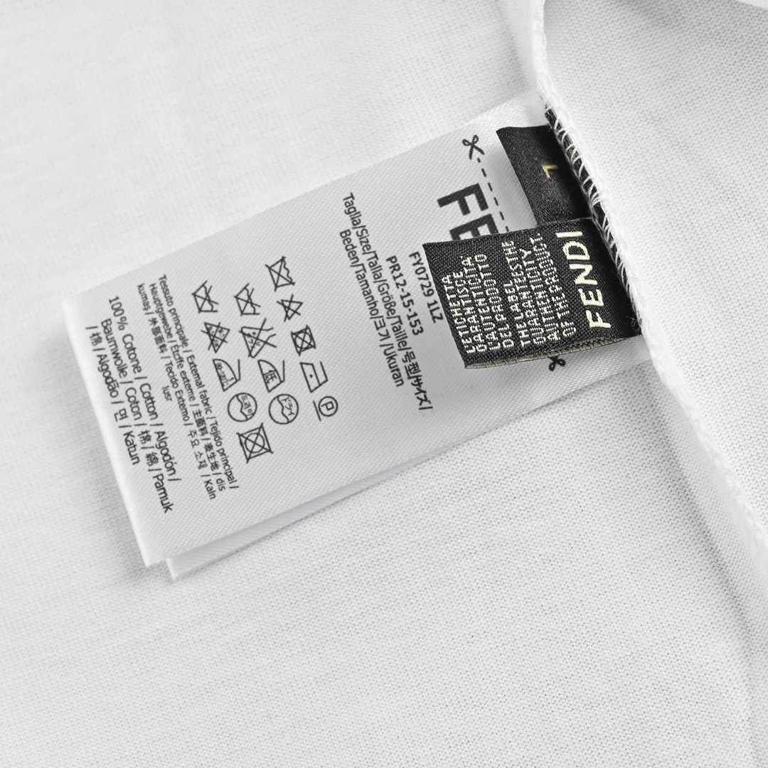 Fendi/芬迪 经典小怪兽胶皮眼睛短袖黑色/白色