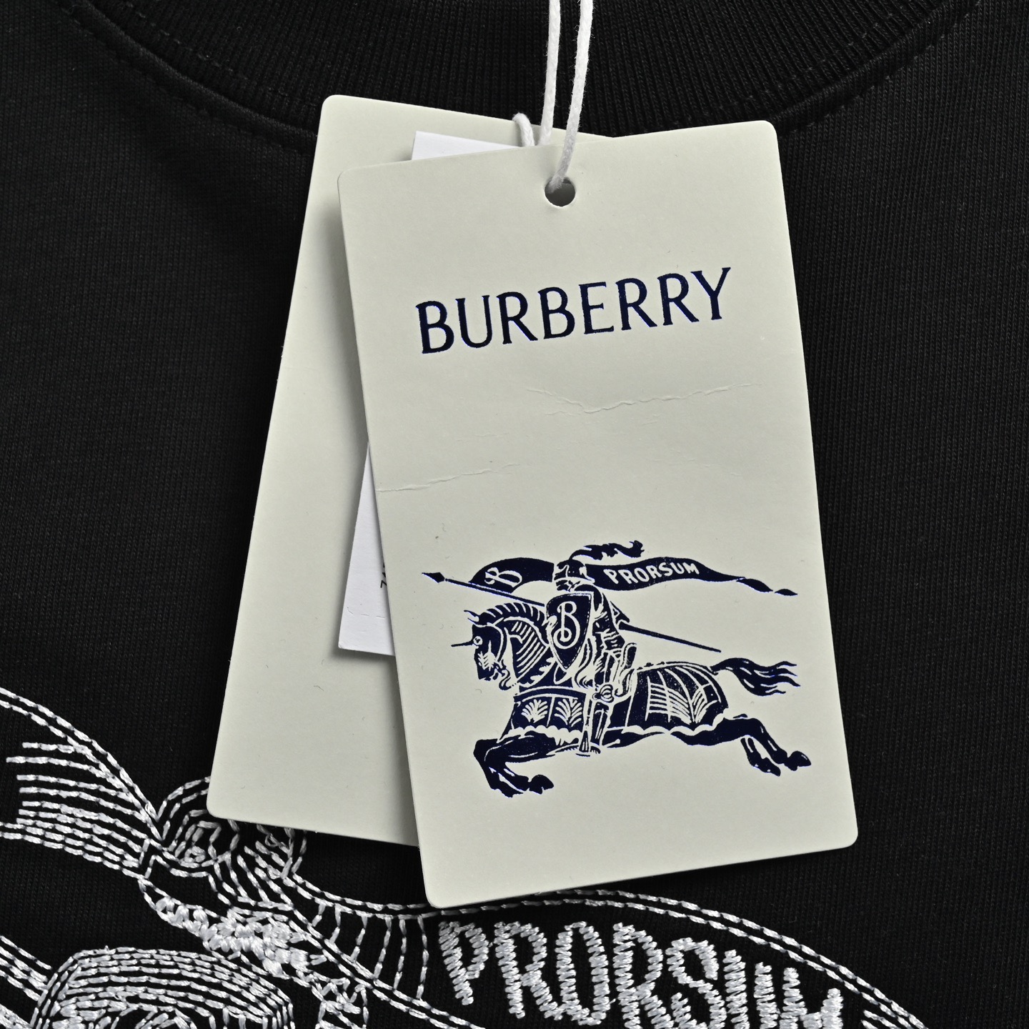 Burberry/巴宝莉 骑士战马刺绣短袖 黑色 白色