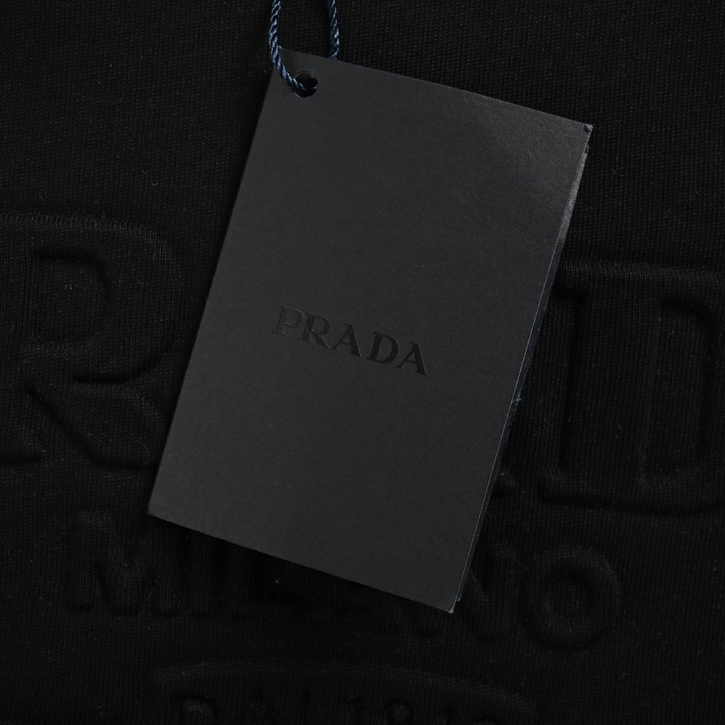Prada/普拉达 浮雕压花logo短袖 立体压花胸口浮雕 3D立体 LOGO 高温压花-莆田鞋,莆田鞋货源,高仿鞋,高仿鞋货源,安福档口,莆田高仿鞋,莆田鞋批发,高仿鞋批发,莆田高仿运动鞋,高仿运动鞋,莆田运动鞋 Prada/普拉达 浮雕压花logo短袖 立体压花胸口浮雕 3D立体 LOGO 高温压花
