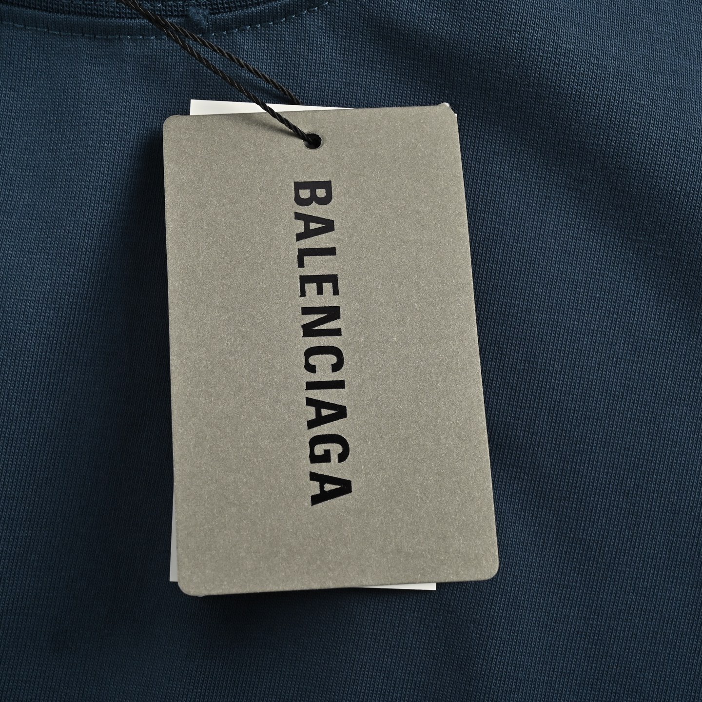 Balenciaga/巴黎世家 25ss 麦穗双B刺绣水洗短袖-莆田鞋,莆田鞋货源,高仿鞋,高仿鞋货源,安福档口,莆田高仿鞋,莆田鞋批发,高仿鞋批发,莆田高仿运动鞋,高仿运动鞋,莆田运动鞋 Balenciaga/巴黎世家 25ss 麦穗双B刺绣水洗短袖