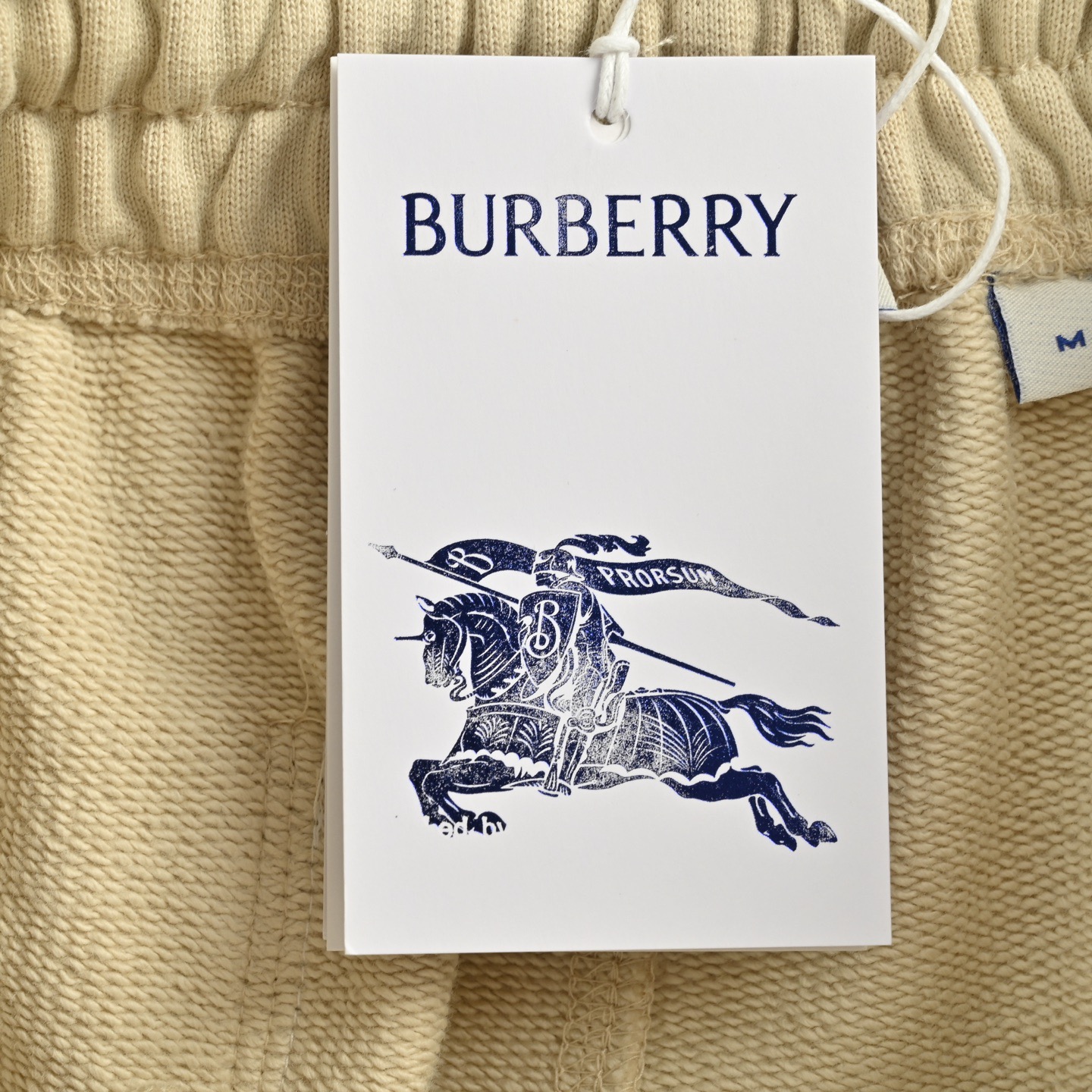 Burberry/巴宝莉25ss 后袋十字绣战马刺绣短裤-莆田鞋,莆田鞋货源,高仿鞋,高仿鞋货源,安福档口,莆田高仿鞋,莆田鞋批发,高仿鞋批发,莆田高仿运动鞋,高仿运动鞋,莆田运动鞋 Burberry/巴宝莉25ss 后袋十字绣战马刺绣短裤