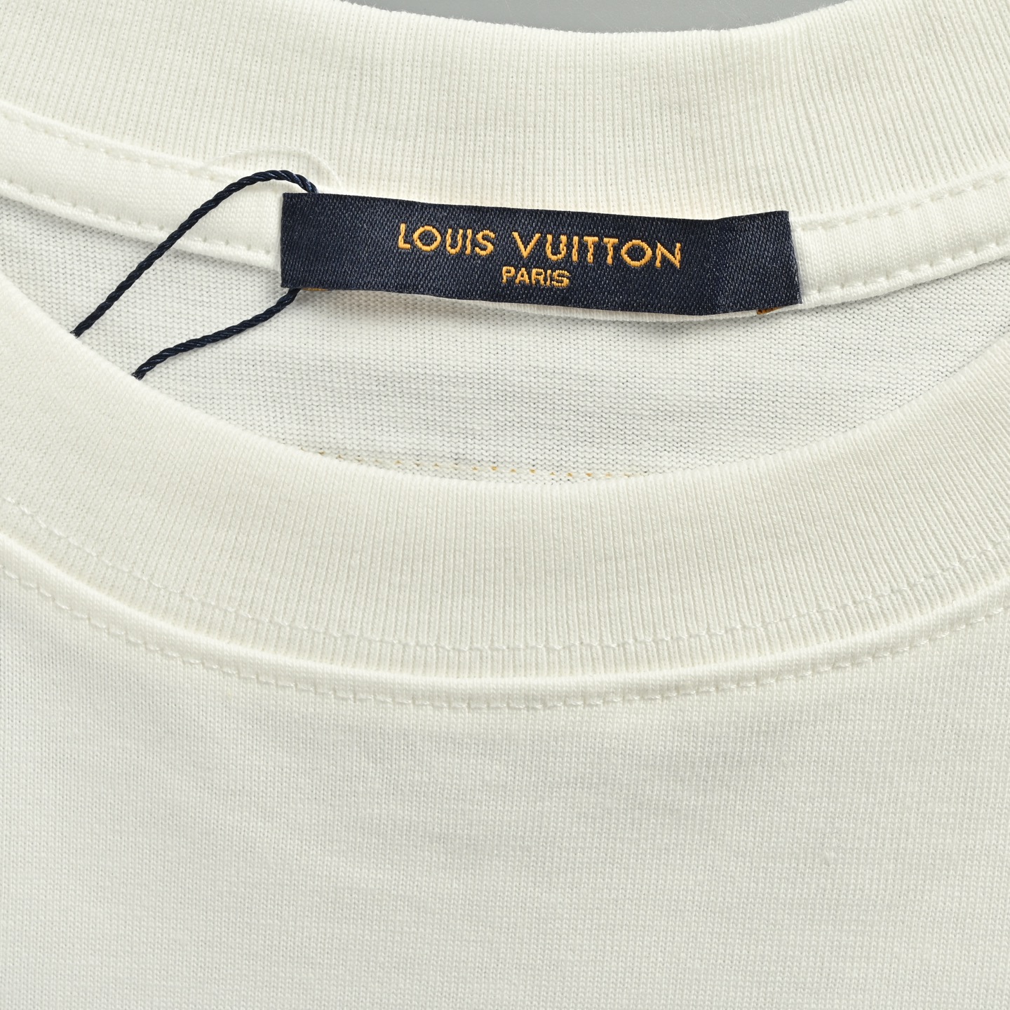 Louis Vuitton/路易威登 25ss 珍珠烫钻logo反光字母印花短袖