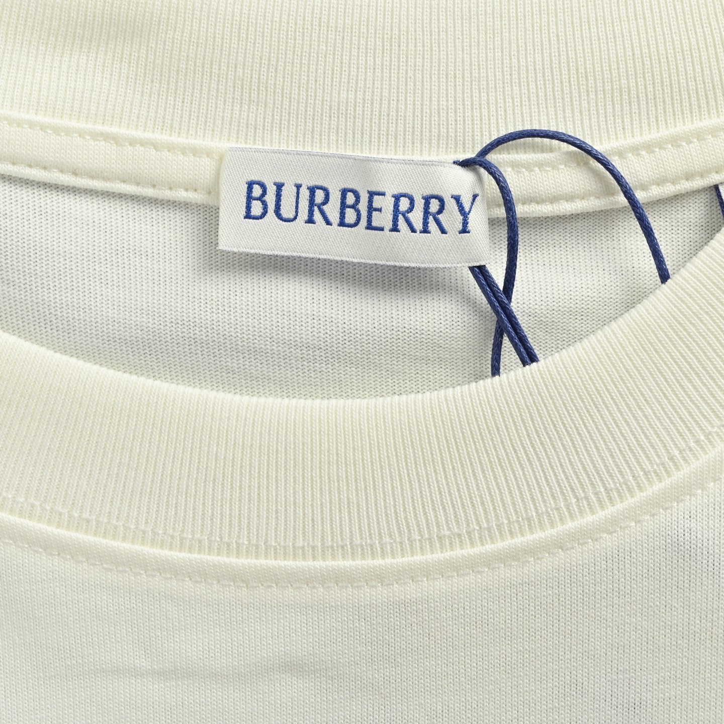 Burberry/巴宝莉 25ss 战马刺绣肩部格纹织带短袖-Chinese UA Cheap High Quatity Brand Clothes Bags handbags Sneakers wholesale wholesaler seller from China Factory suppliers Fashion Clothing Shoes best Quality Beautiful Price Burberry/巴宝莉 25ss 战马刺绣肩部格纹织带短袖