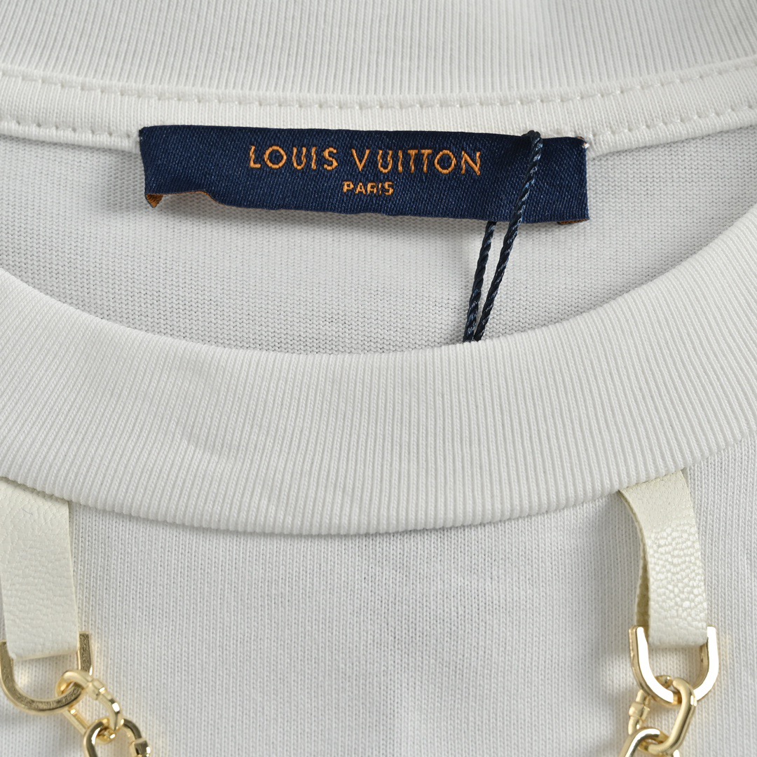 Louis Vuitton/路易威登 23ss 单宁牛仔口袋短袖 白色/黑色-Chinese UA Cheap High Quatity Brand Clothes Bags handbags Sneakers wholesale wholesaler seller from China Factory suppliers Fashion Clothing Shoes best Quality Beautiful Price Louis Vuitton/路易威登 23ss 单宁牛仔口袋短袖 白色/黑色