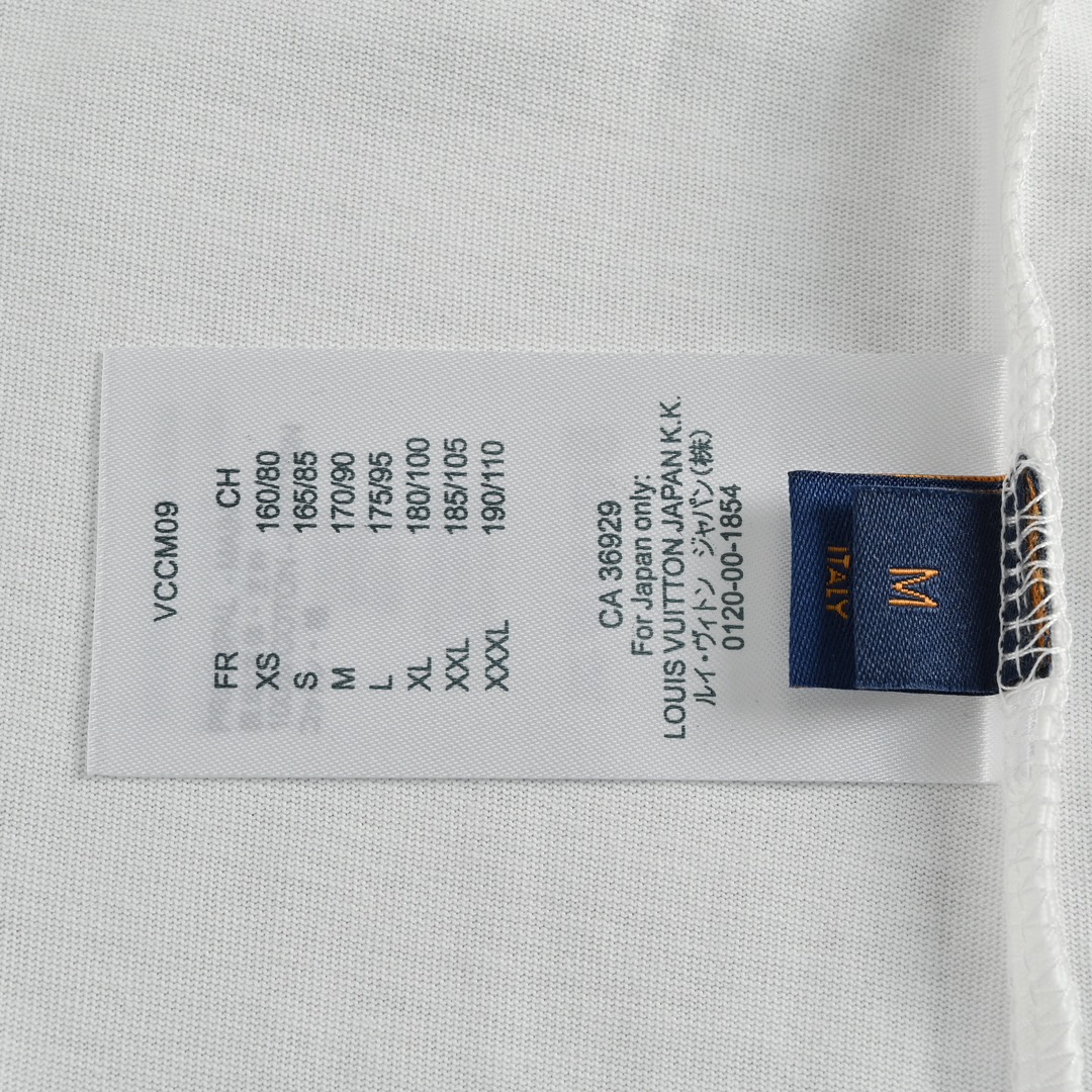 Louis Vuitton/路易威登 23ss 单宁牛仔口袋短袖 白色/黑色-Chinese UA Cheap High Quatity Brand Clothes Bags handbags Sneakers wholesale wholesaler seller from China Factory suppliers Fashion Clothing Shoes best Quality Beautiful Price Louis Vuitton/路易威登 23ss 单宁牛仔口袋短袖 白色/黑色