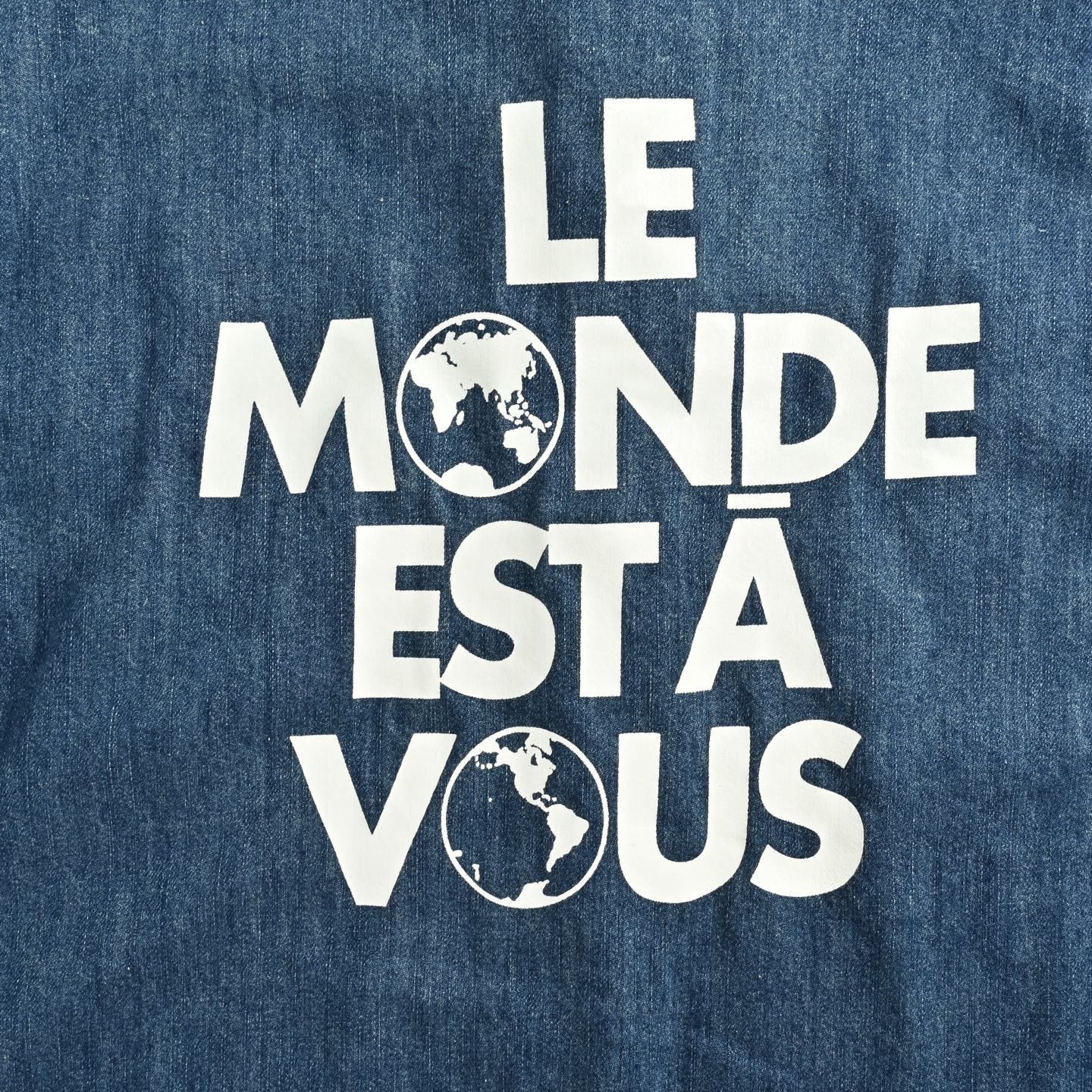 Louis Vuitton/路易威登 巴黎走秀款牛仔蓝短袖衬衫-Chinese UA Cheap High Quatity Brand Clothes Bags handbags Sneakers wholesale wholesaler seller from China Factory suppliers Fashion Clothing Shoes best Quality Beautiful Price Louis Vuitton/路易威登 巴黎走秀款牛仔蓝短袖衬衫