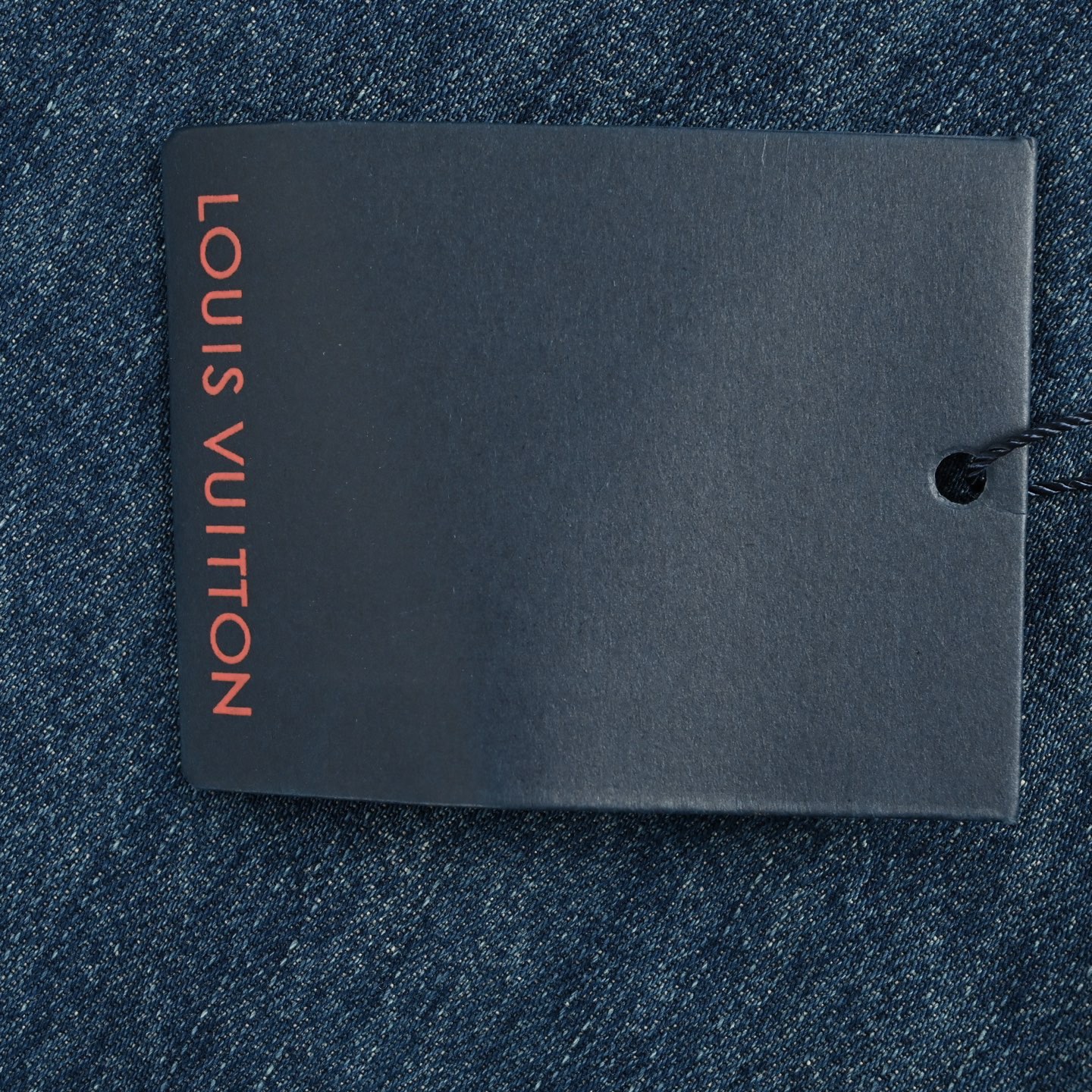 Louis Vuitton/路易威登 巴黎走秀款牛仔蓝短袖衬衫-Chinese UA Cheap High Quatity Brand Clothes Bags handbags Sneakers wholesale wholesaler seller from China Factory suppliers Fashion Clothing Shoes best Quality Beautiful Price Louis Vuitton/路易威登 巴黎走秀款牛仔蓝短袖衬衫