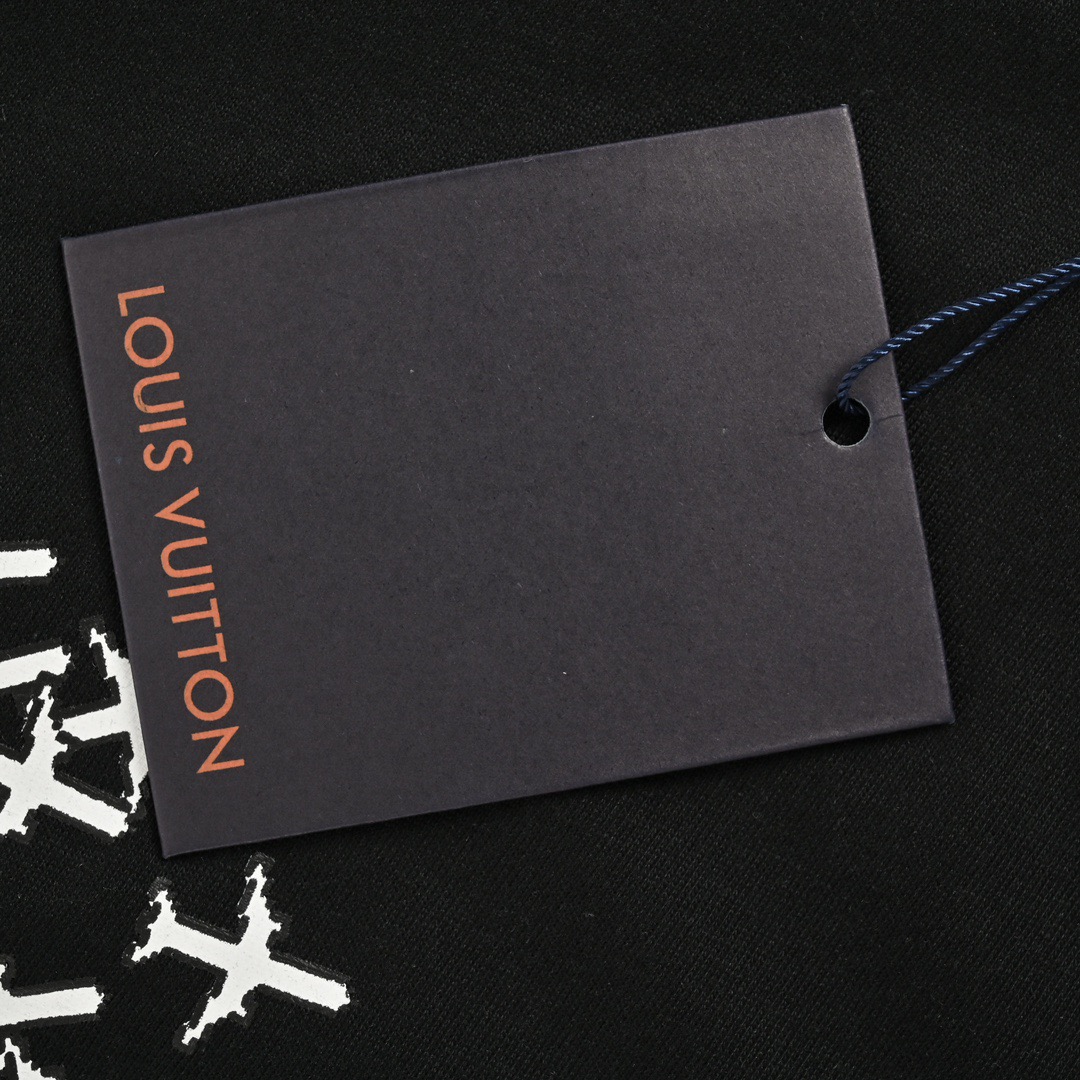 Louis Vuitton/路易威登 小飞机字母logo印花短袖-Chinese UA Cheap High Quatity Brand Clothes Bags handbags Sneakers wholesale wholesaler seller from China Factory suppliers Fashion Clothing Shoes best Quality Beautiful Price Louis Vuitton/路易威登 小飞机字母logo印花短袖